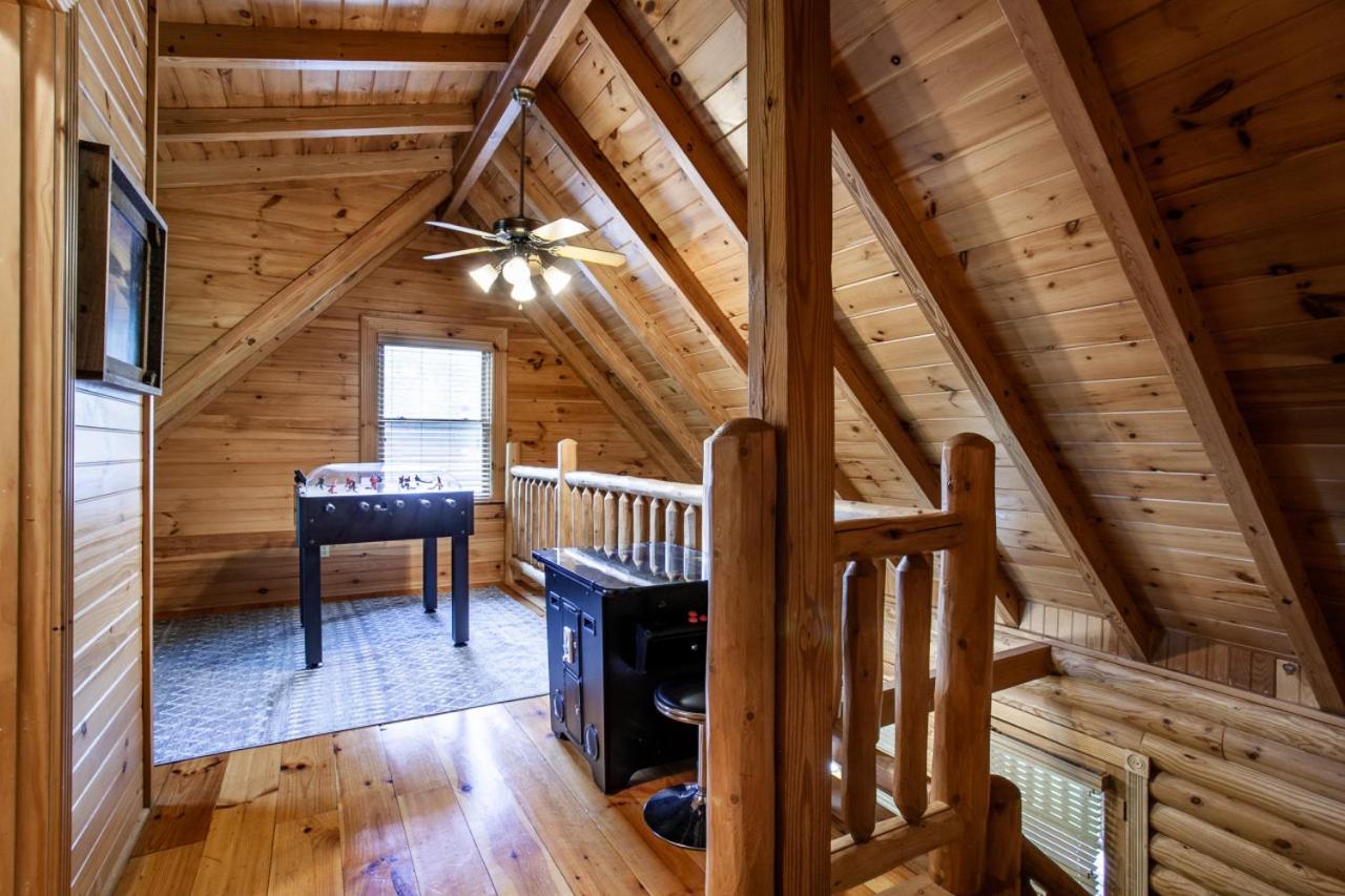 The Alpenhaus Hot Tub Game Room and Fireplace