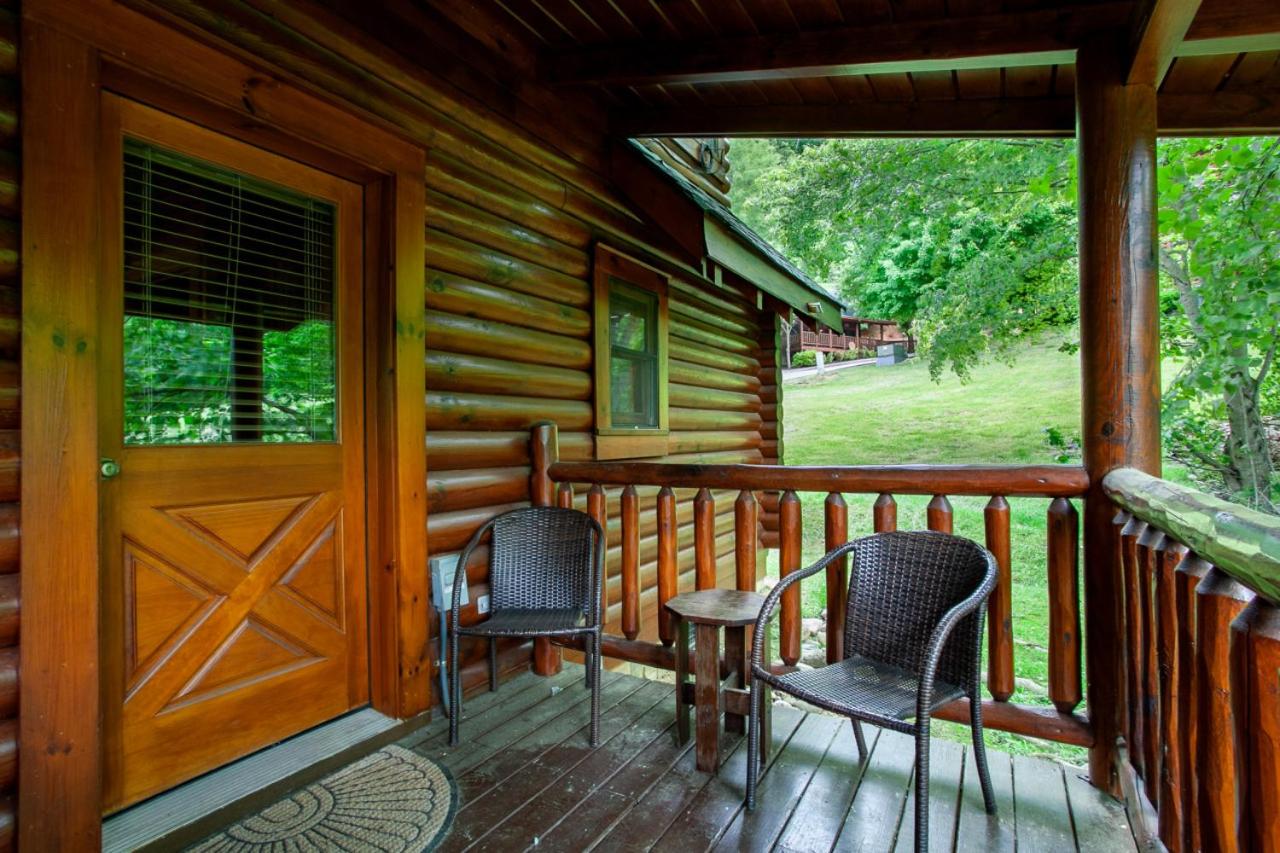 The Alpenhaus Hot Tub Game Room and Fireplace