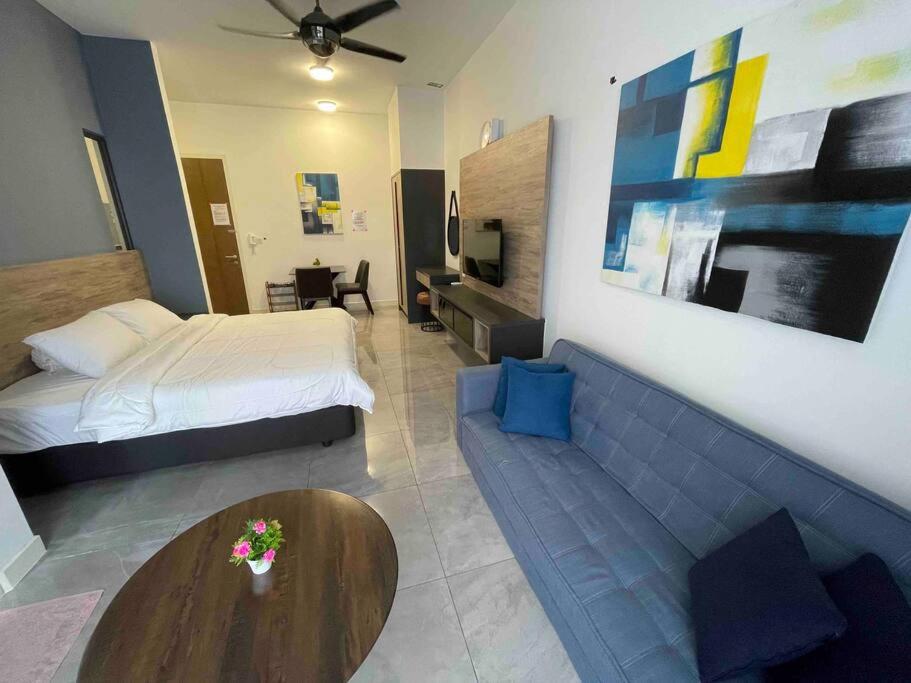 Homestay Shah Rizki at Imperio with swimming pool muslim friendly photo 7