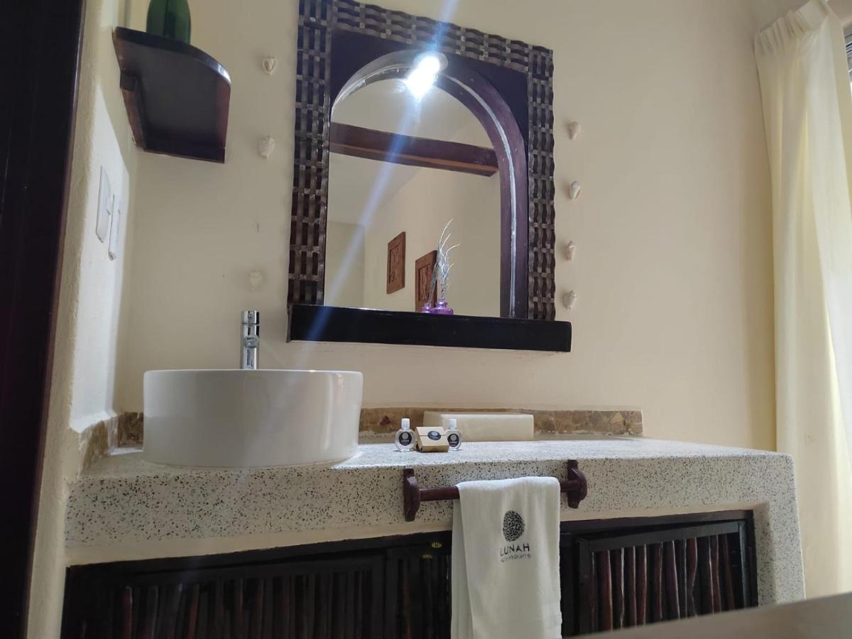 Lunah Xcacel Suites