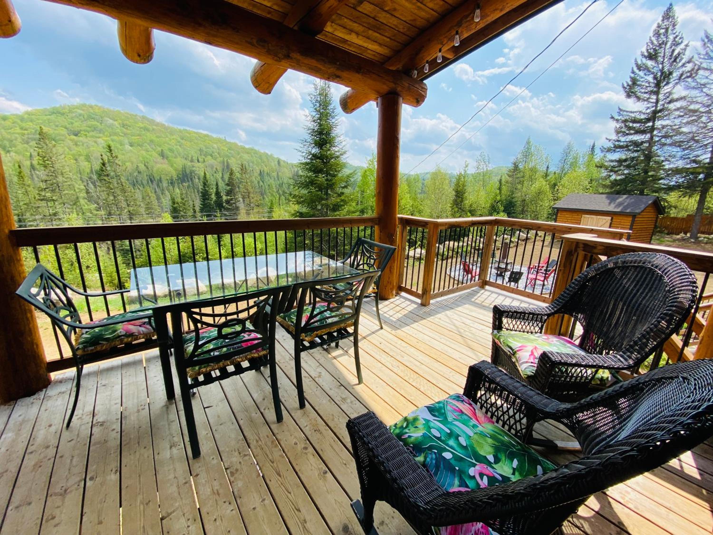 Artemis Log Cabin with Spa & Mountain View view 4