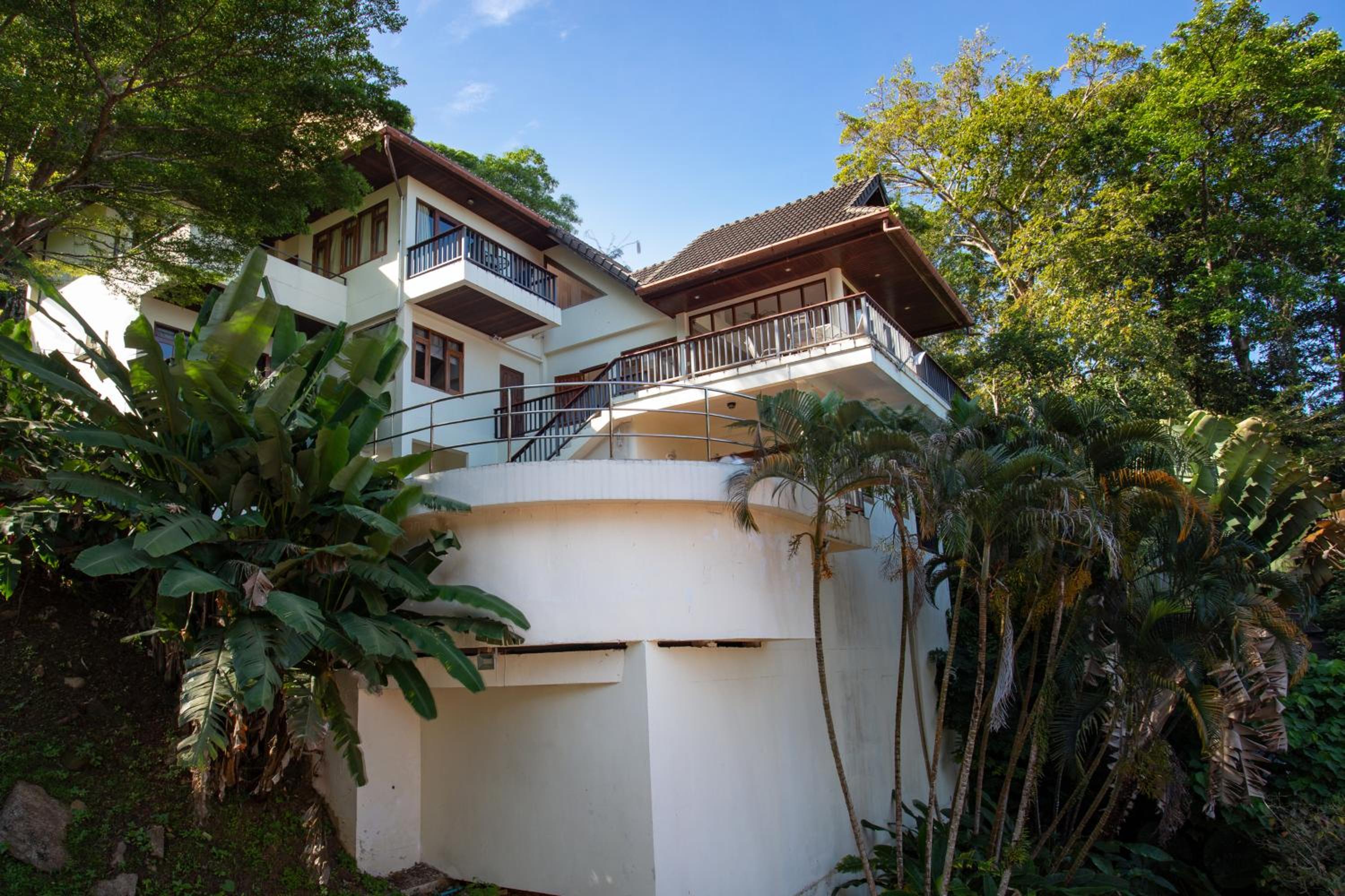 Heavenly Villas view 2