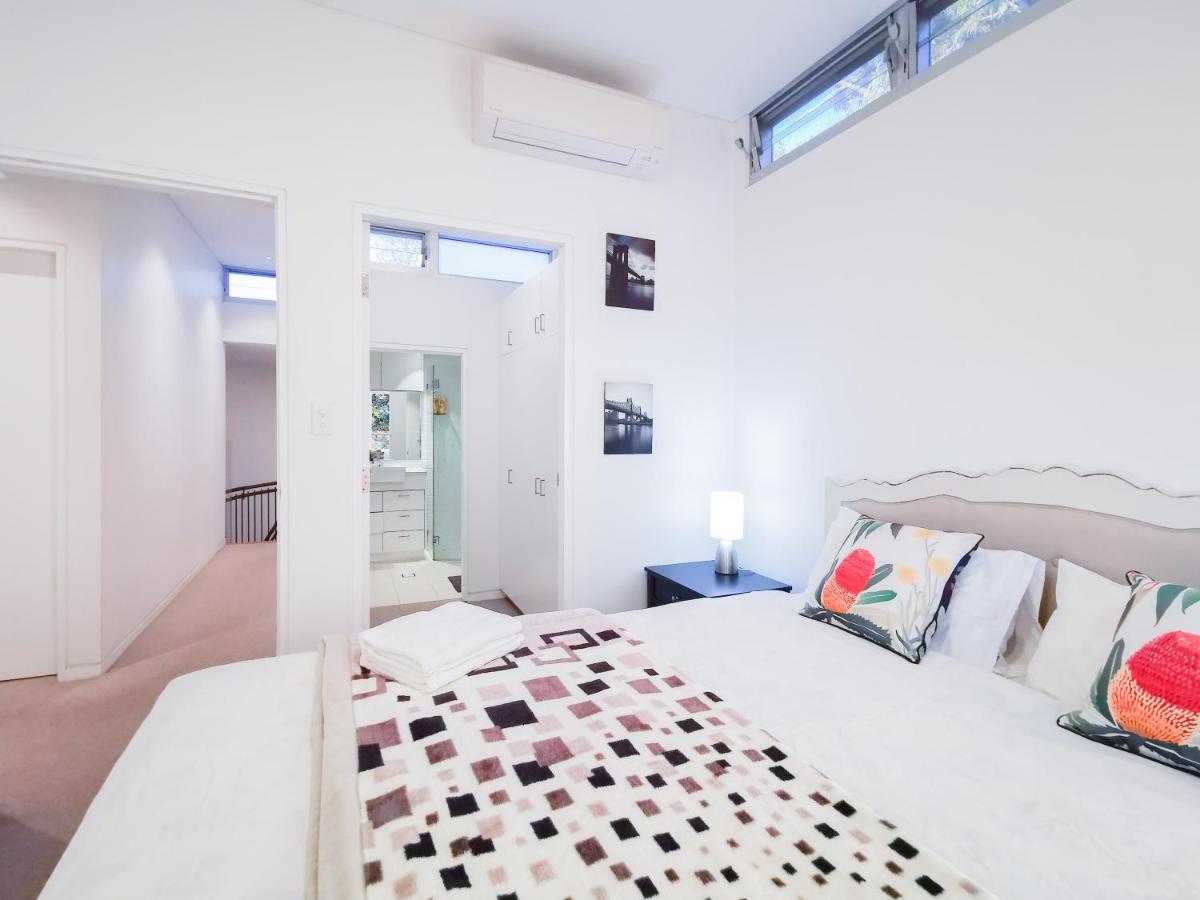 Glebe House Homestay