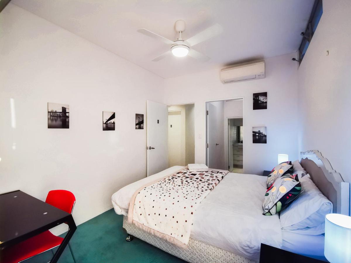 Glebe House Homestay