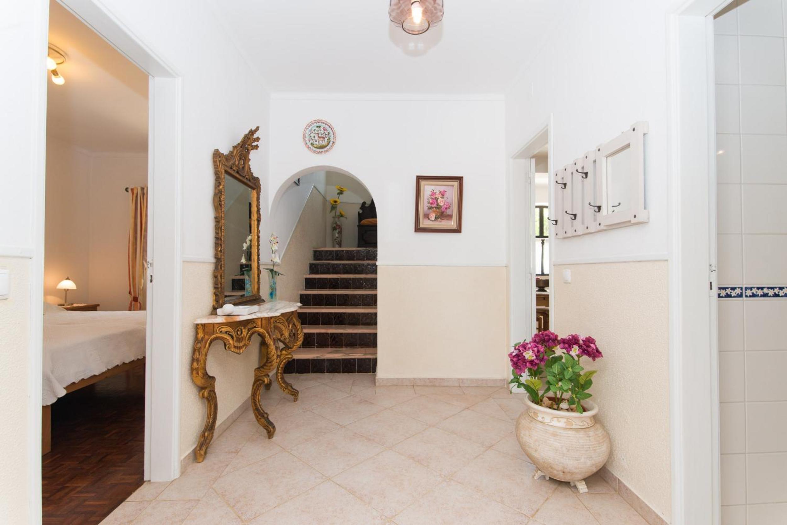 Sea Views, private Pool, Ac, Wifi, Casa Feliz