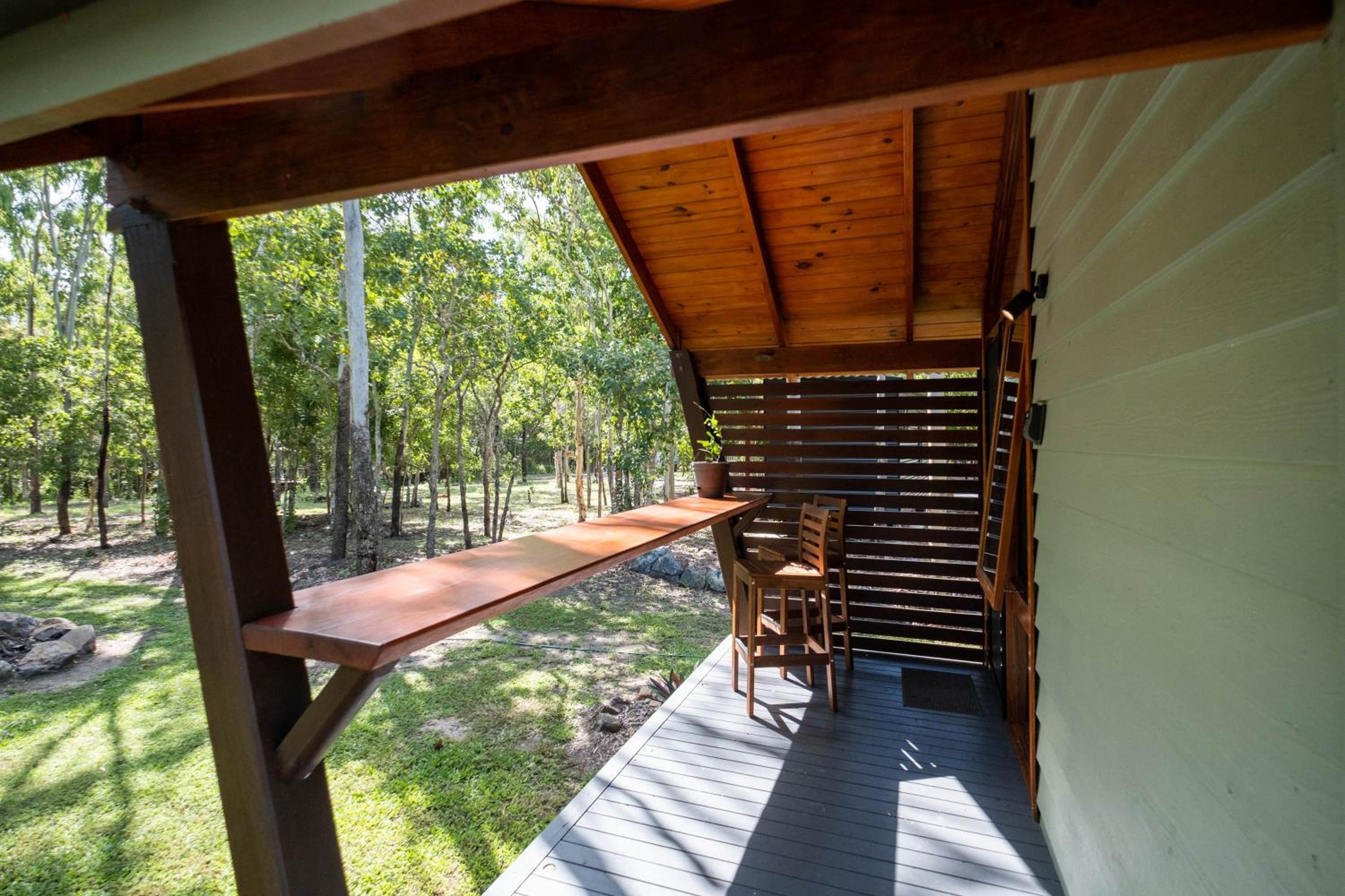 Airlie Beach Eco Cabins - Adults Only