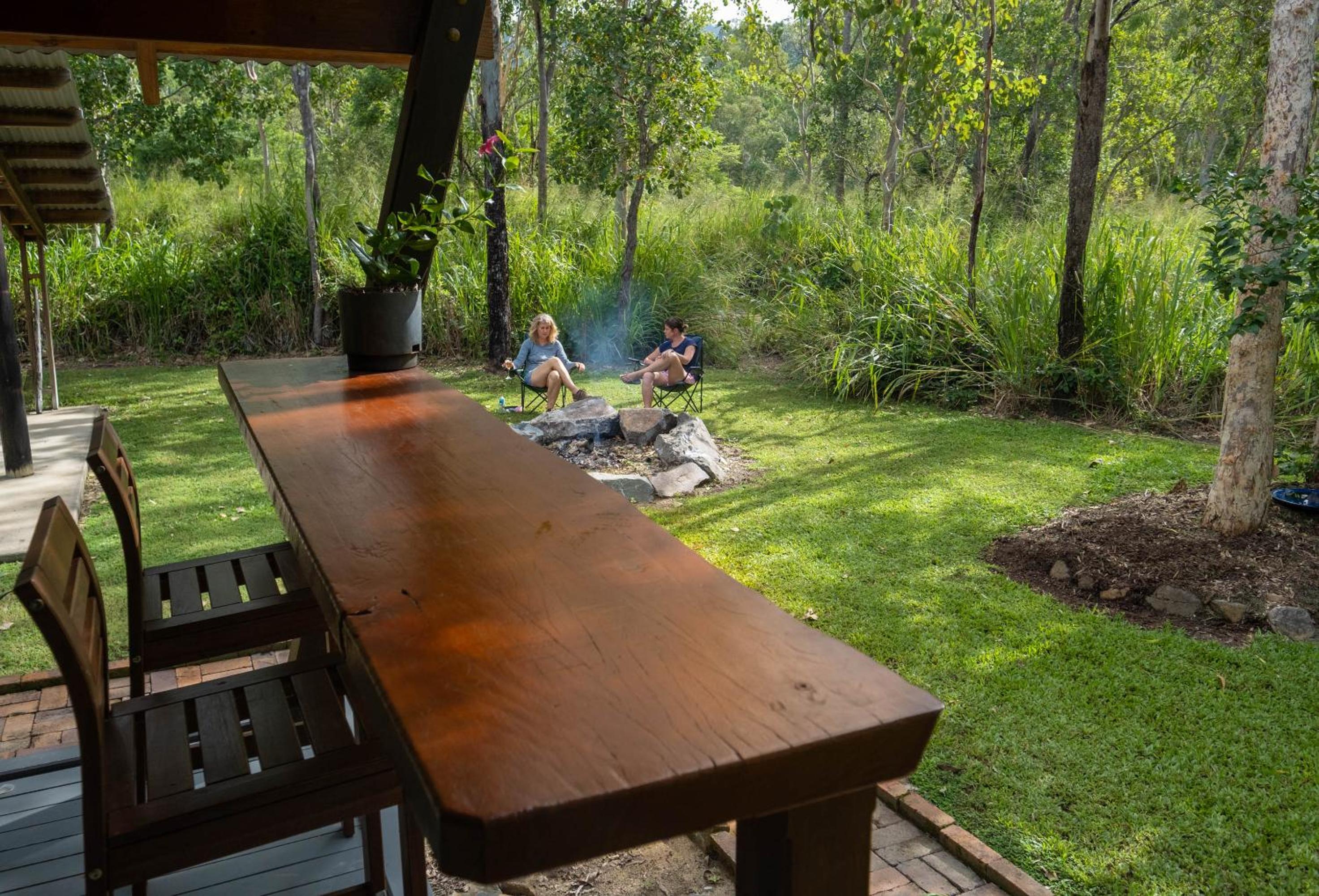 Airlie Beach Eco Cabins - Adults Only