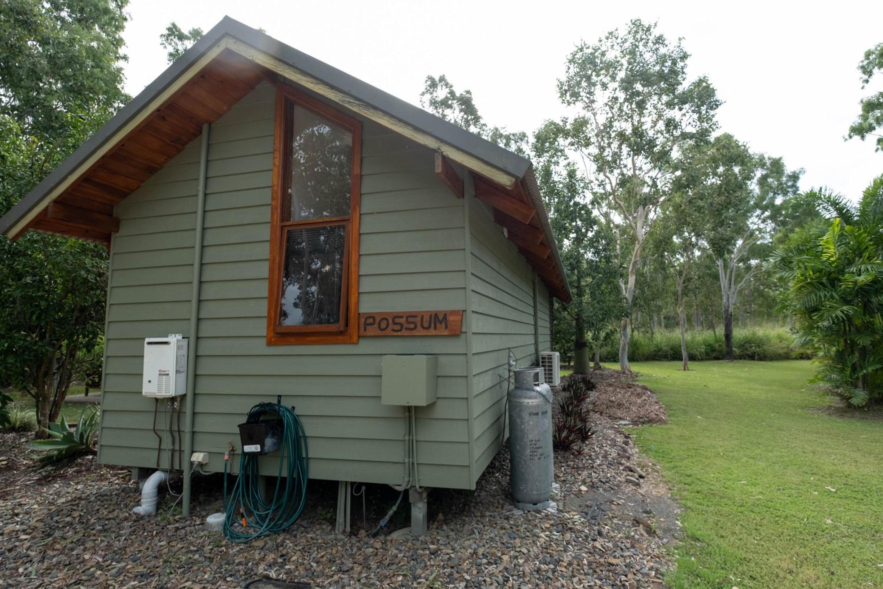 Airlie Beach Eco Cabins - Adults Only