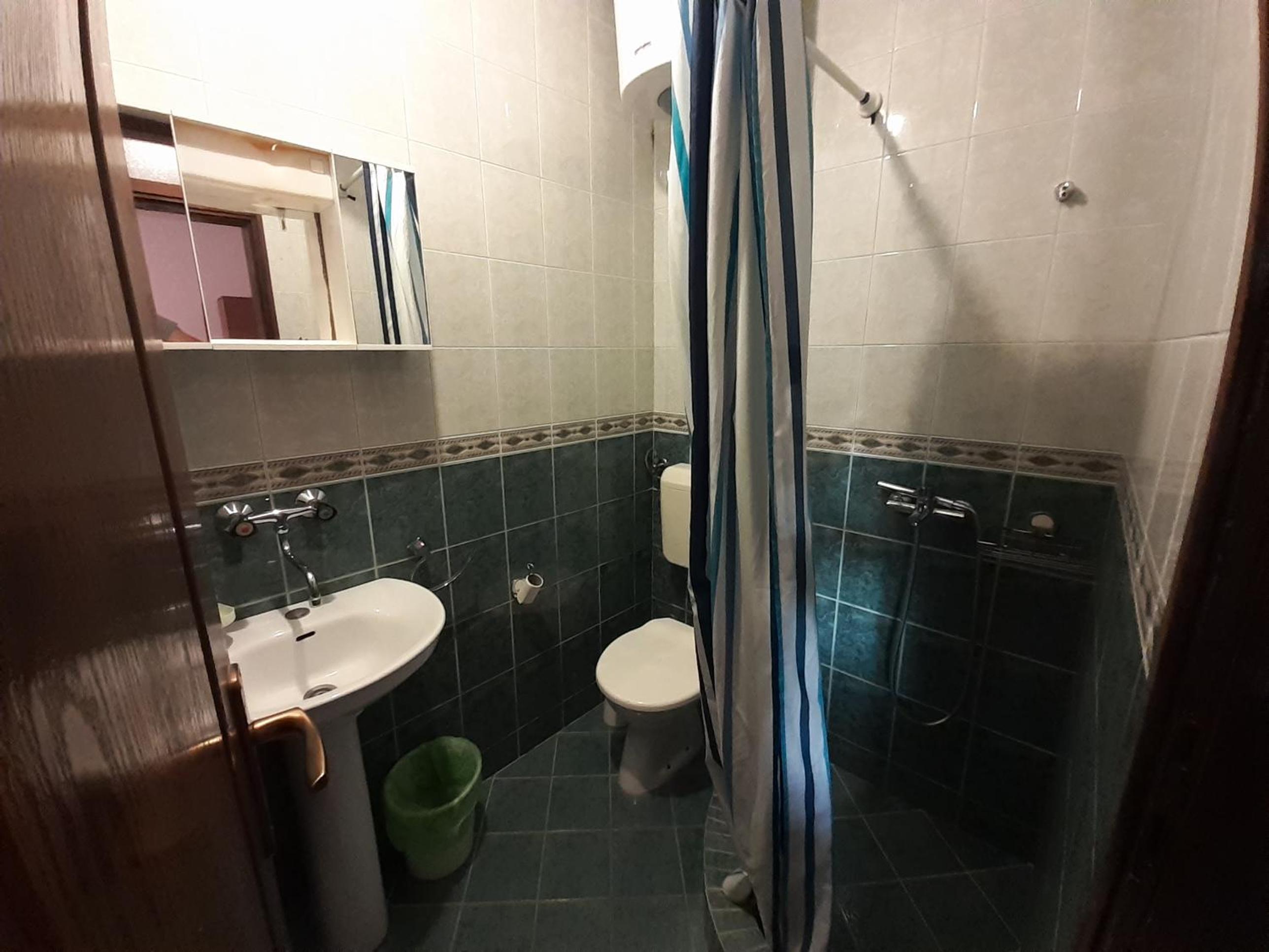 Photo 28
