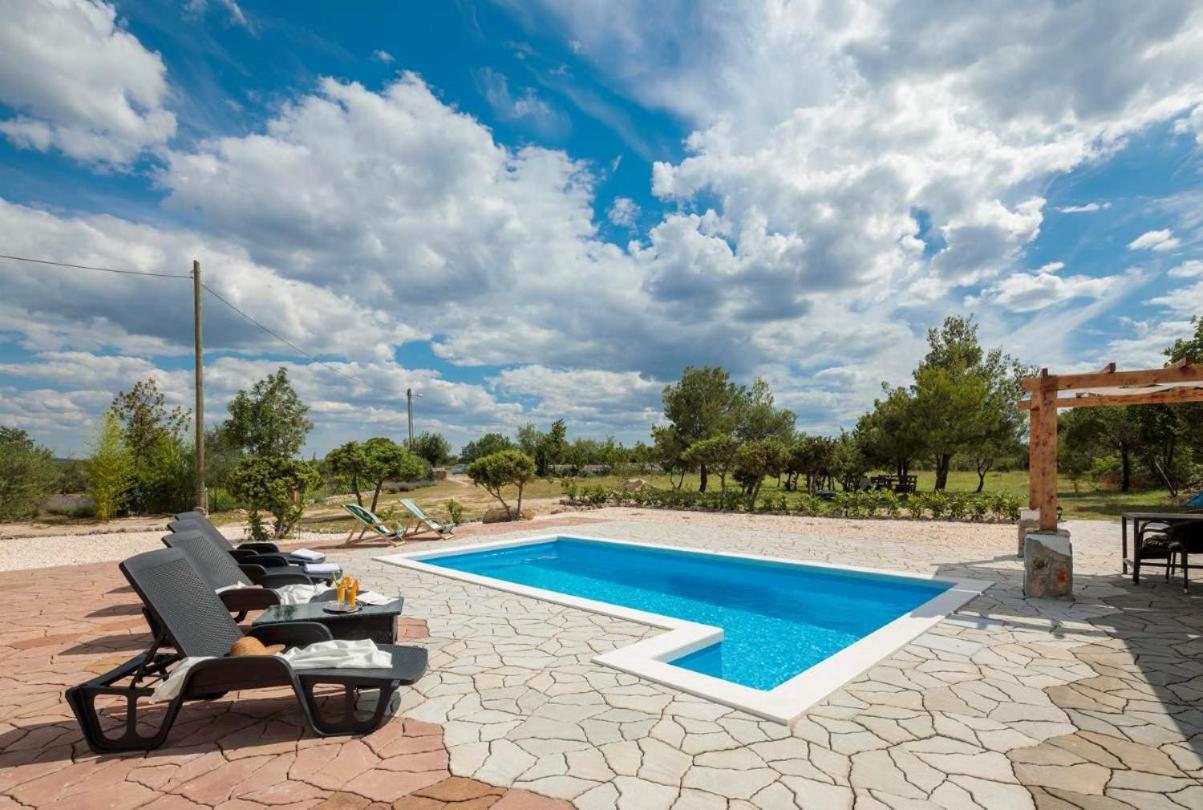 Villa Mystic Woods view 2