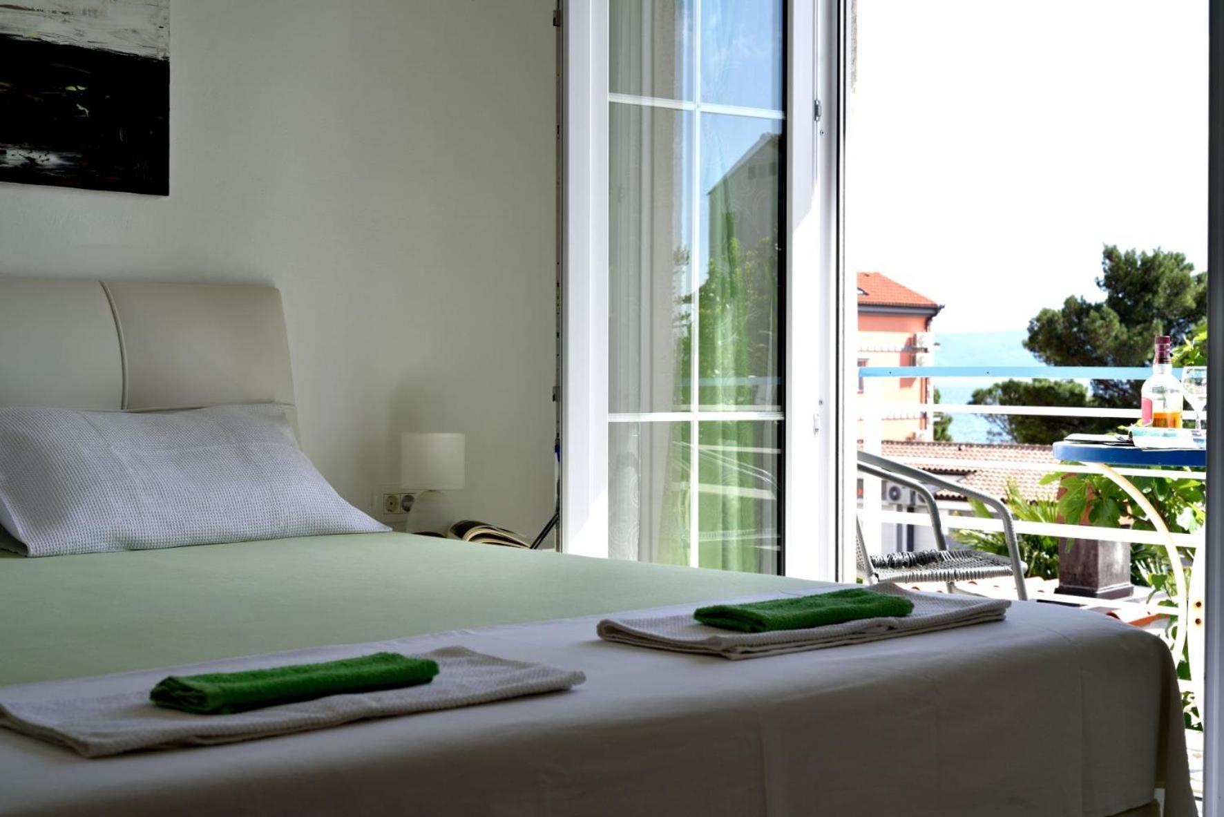 Apartment Crikvenica Car view 4
