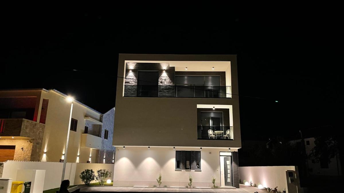 Murter - Jezera Luxury Apartments view 3