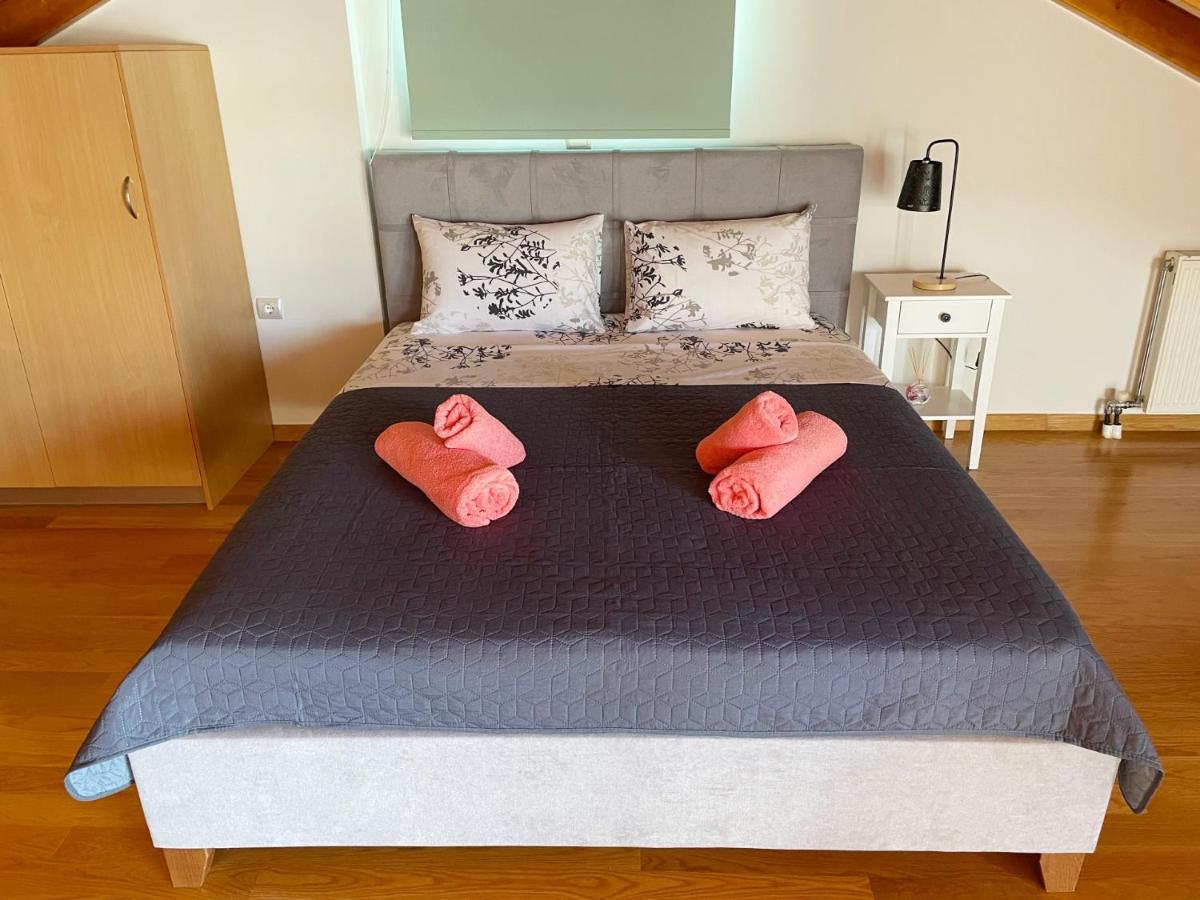 Panos Comfy Apartment photo 2