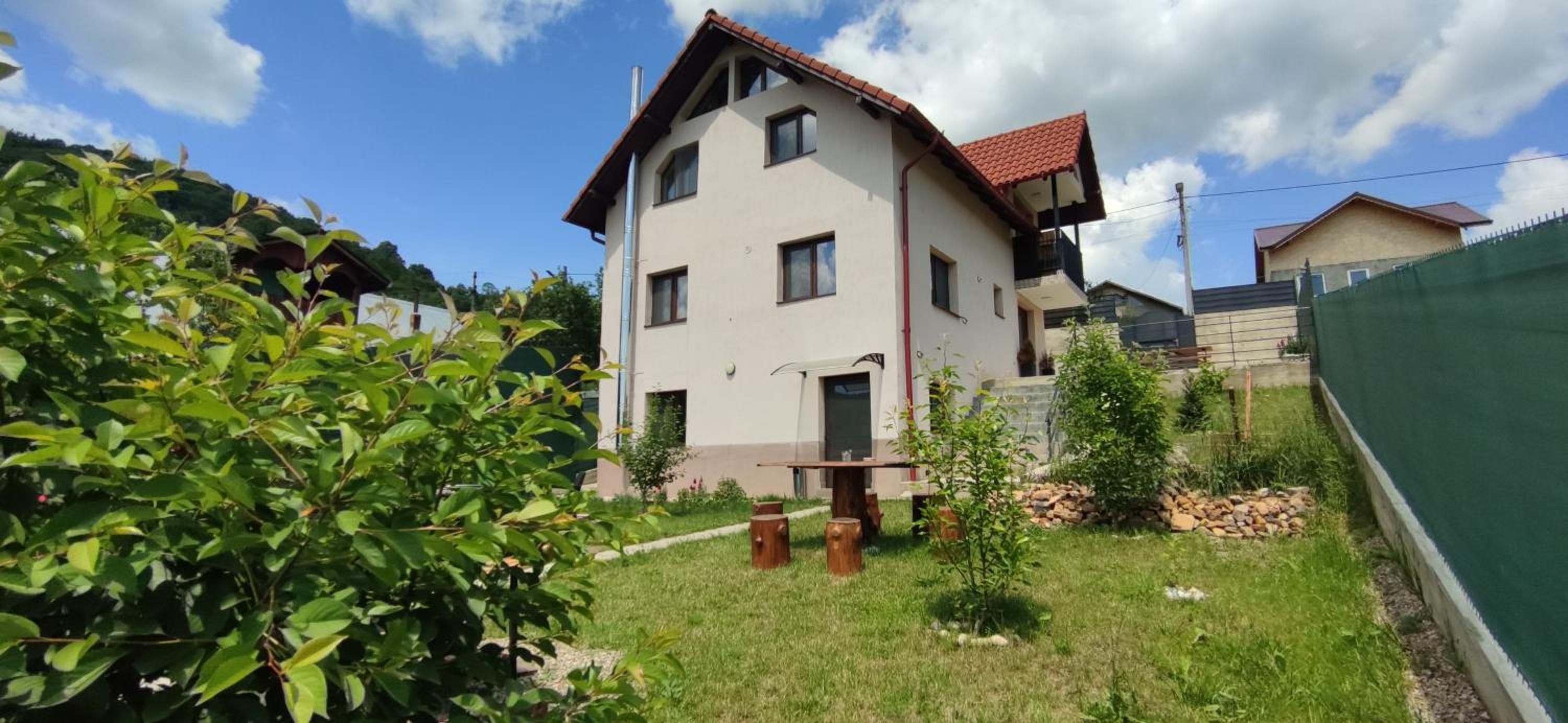 Oscar Residence view 2