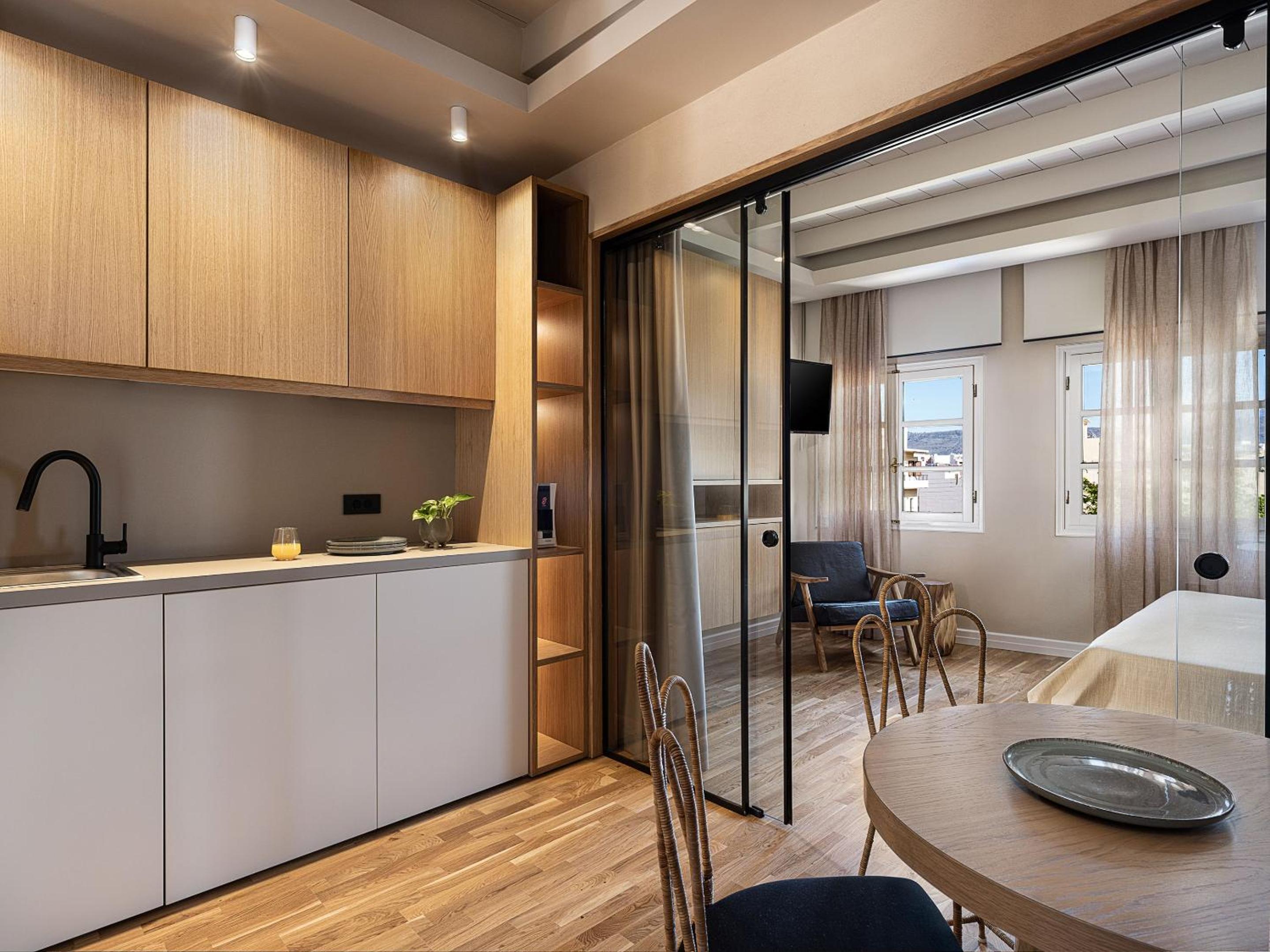 Lithinon Luxury Suites Old Town Chania free on-site Parking view 3