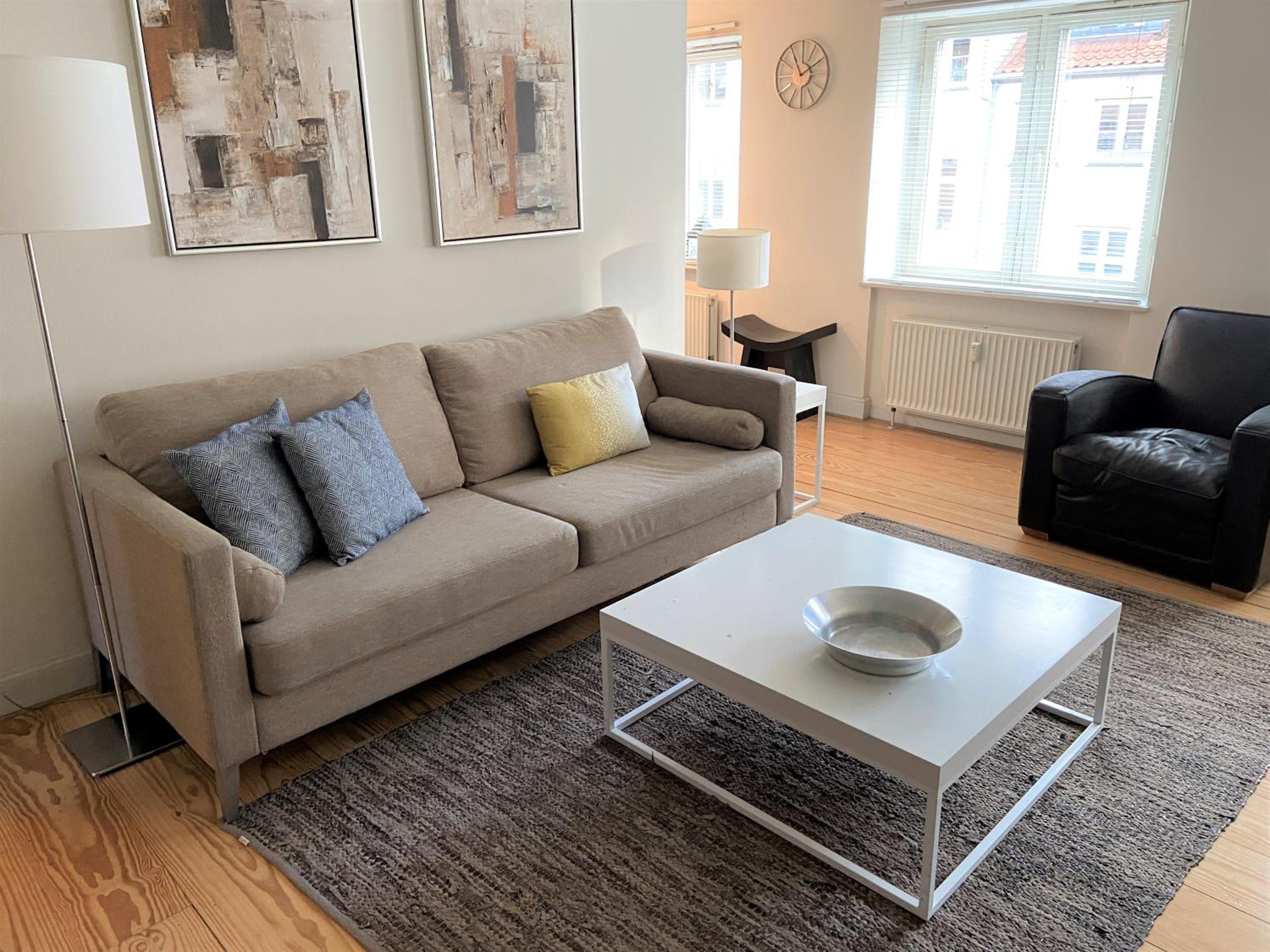 Charming 1-bedroom Apartment in historic City Center