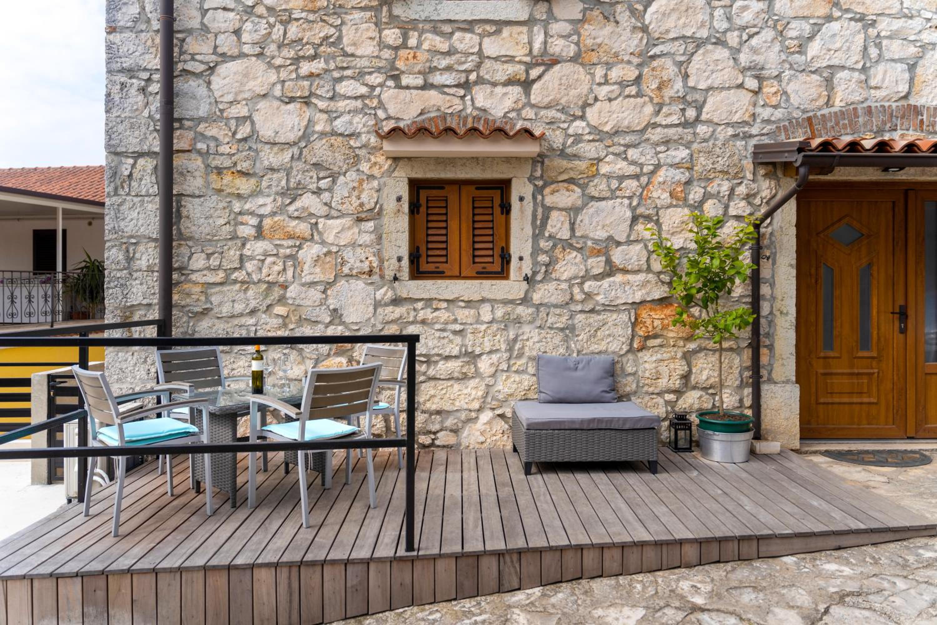 Glamour Apartments Vrsar view 3