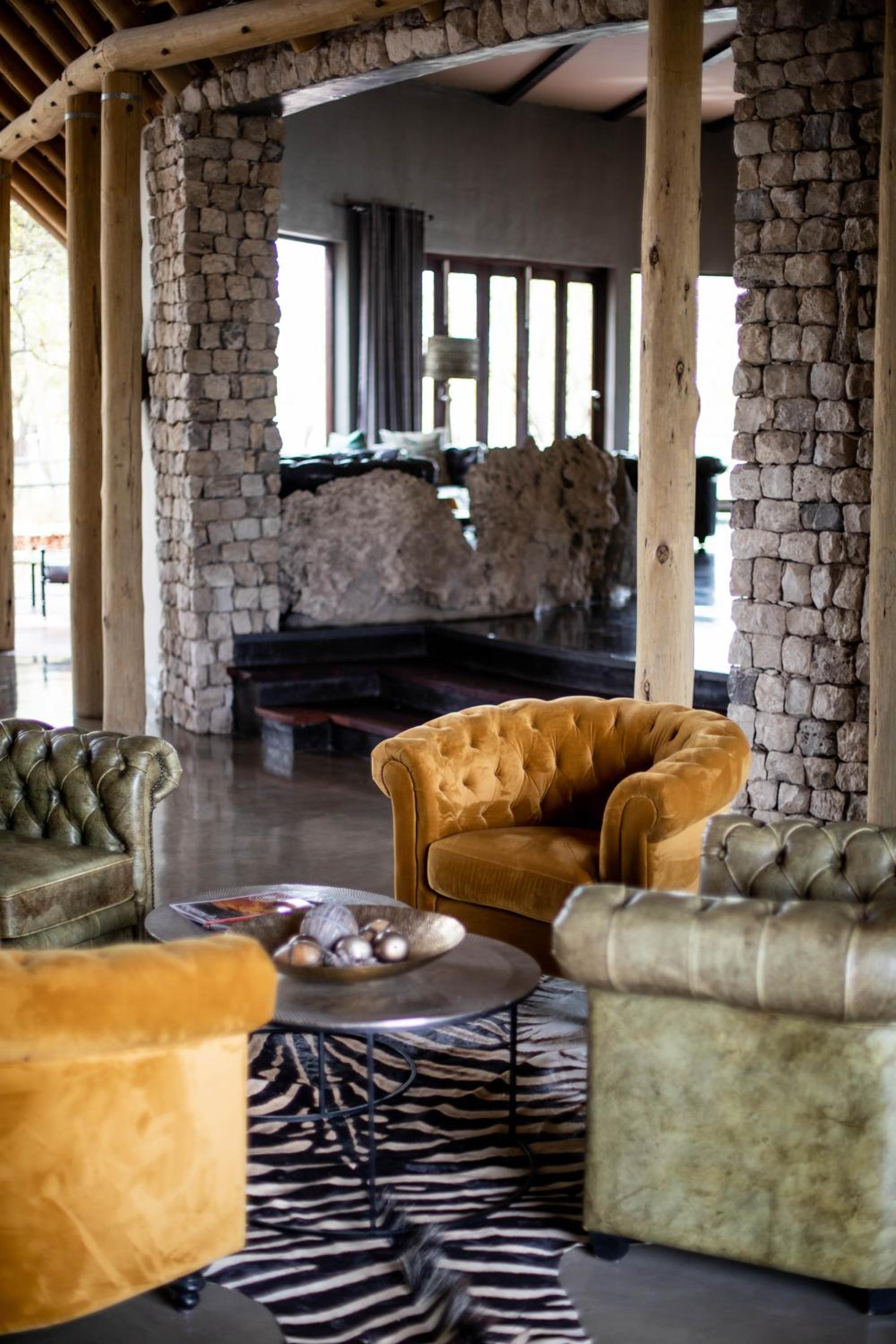 Etosha Oberland Lodge