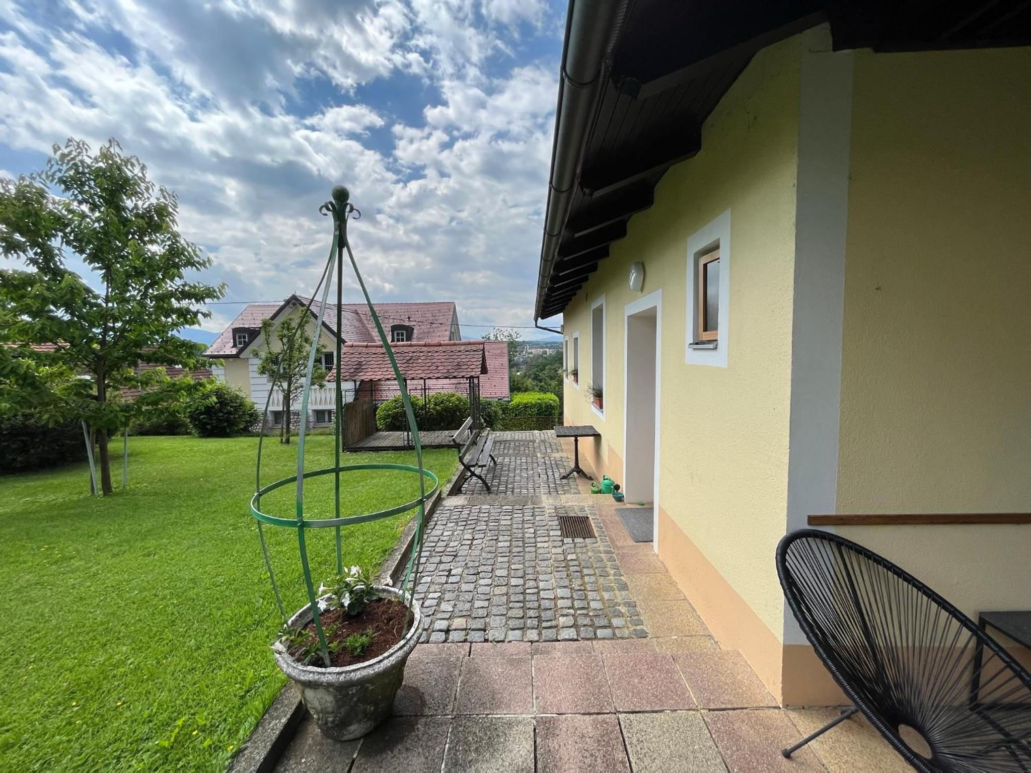 Hiša Kapitelj view 2
