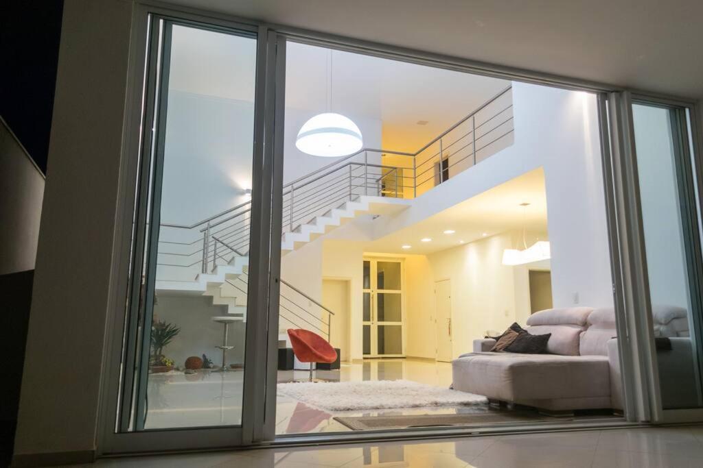 Casa Moderna e Contemporânea