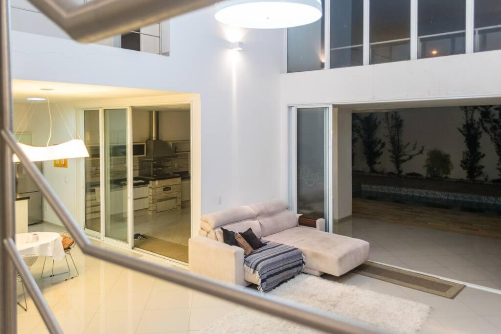 Casa Moderna e Contemporânea