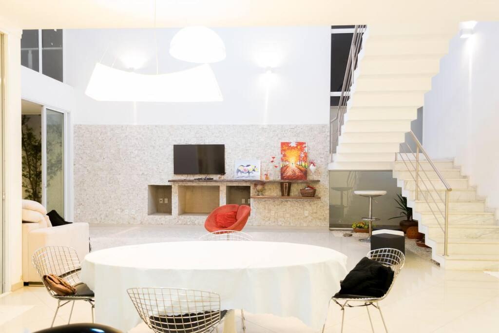 Casa Moderna e Contemporânea