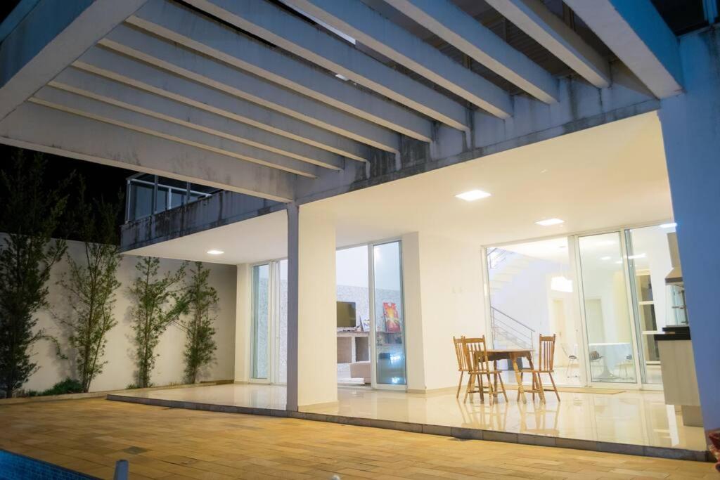 Casa Moderna e Contemporânea