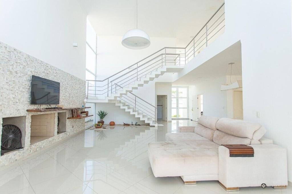 Casa Moderna e Contemporânea