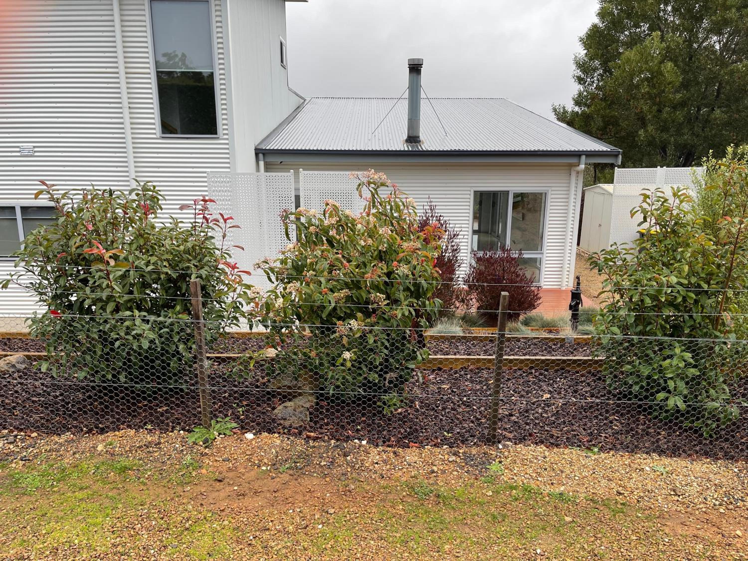 Damais - 4 king or 8 single beds WiFi, Netflix, Alexa, pet friendly