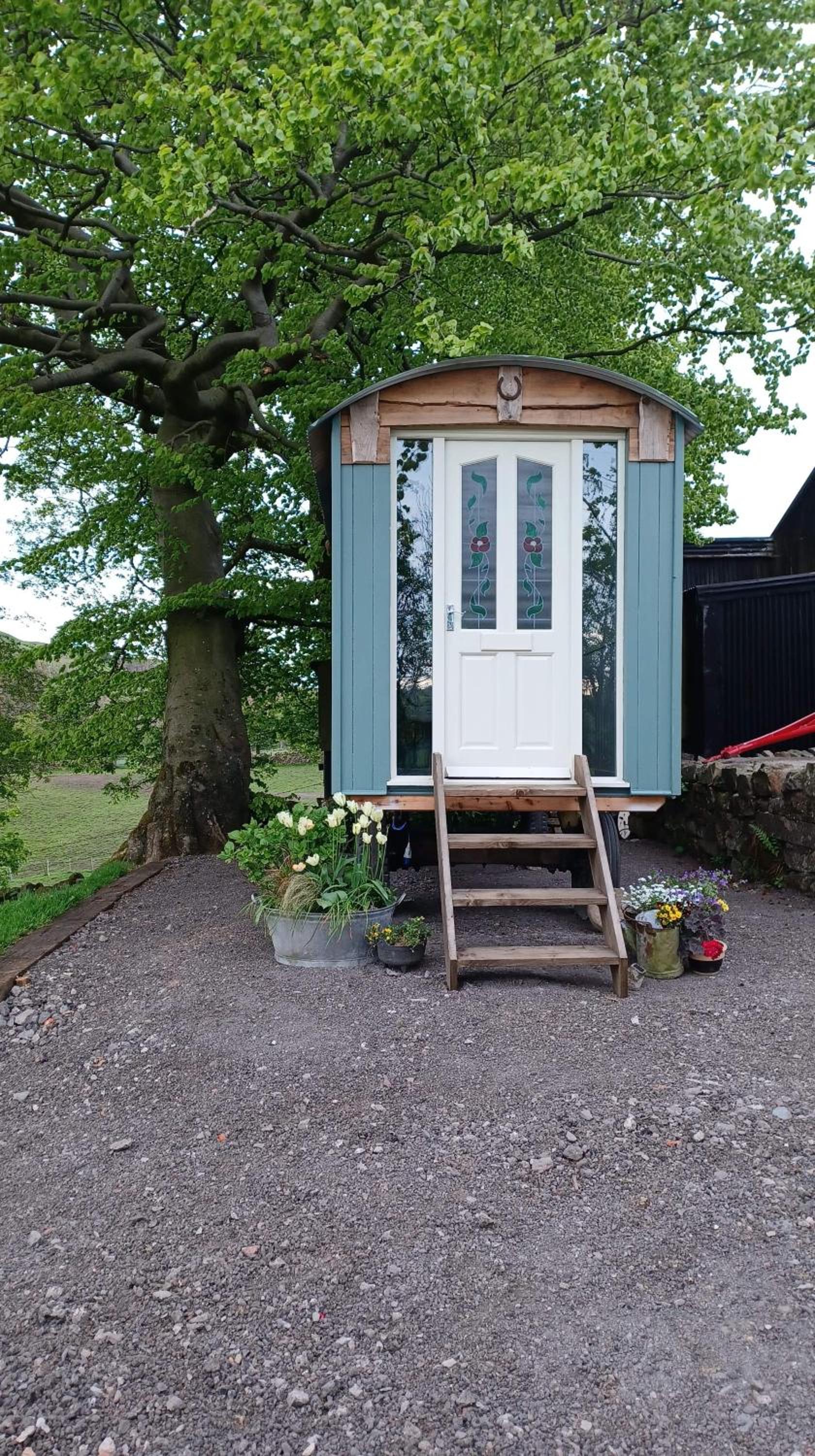 Rhodes To Serenity - Waterfall Shepherds Hut view 2
