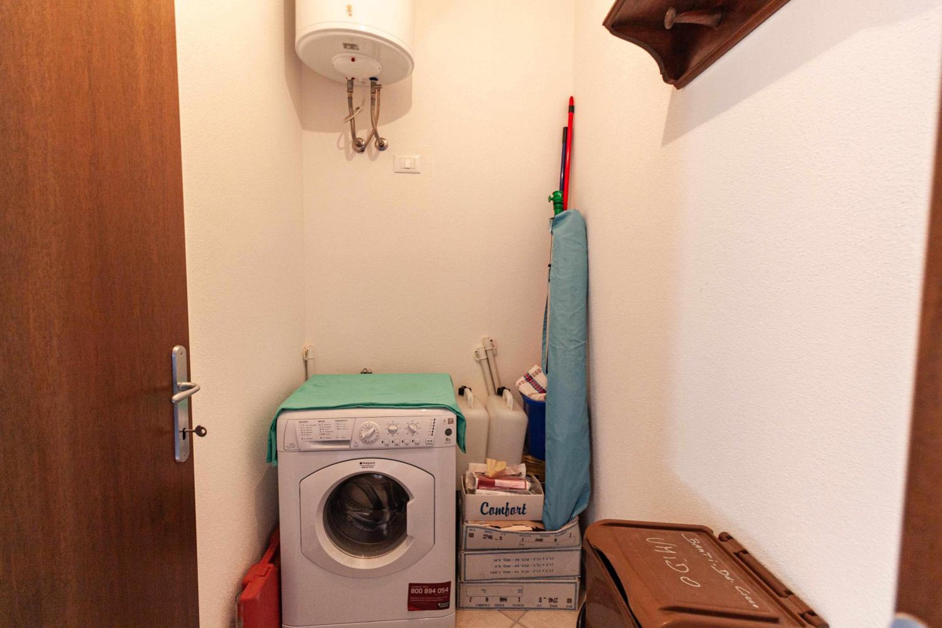 Photo 46