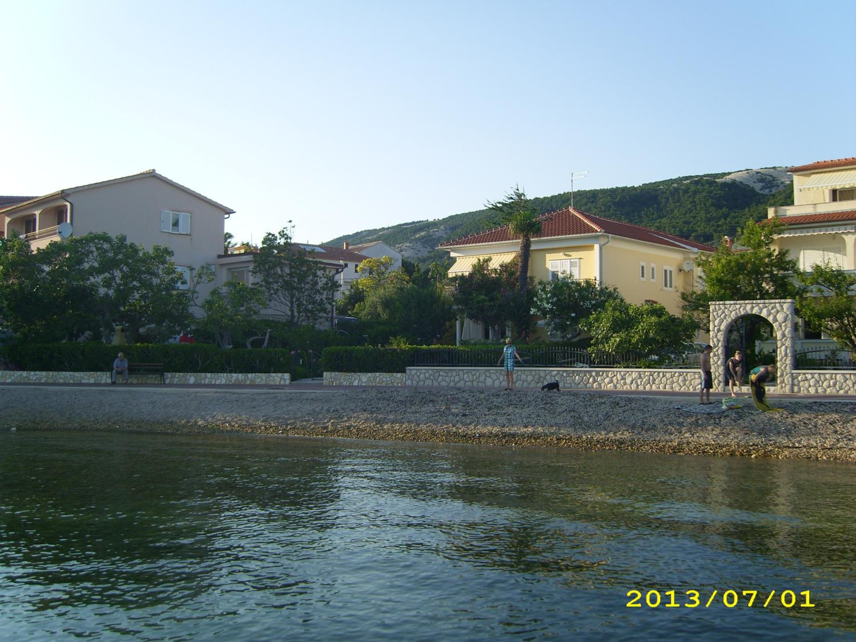 Photo 64