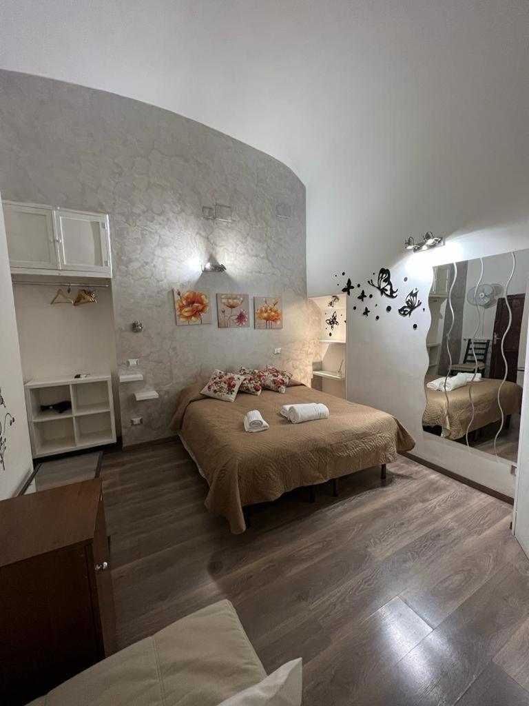 Marcelina vaticans rooms