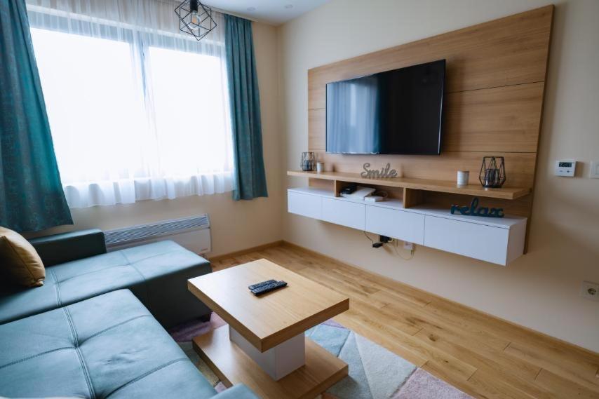 Lux Apartman- TWINS view 5