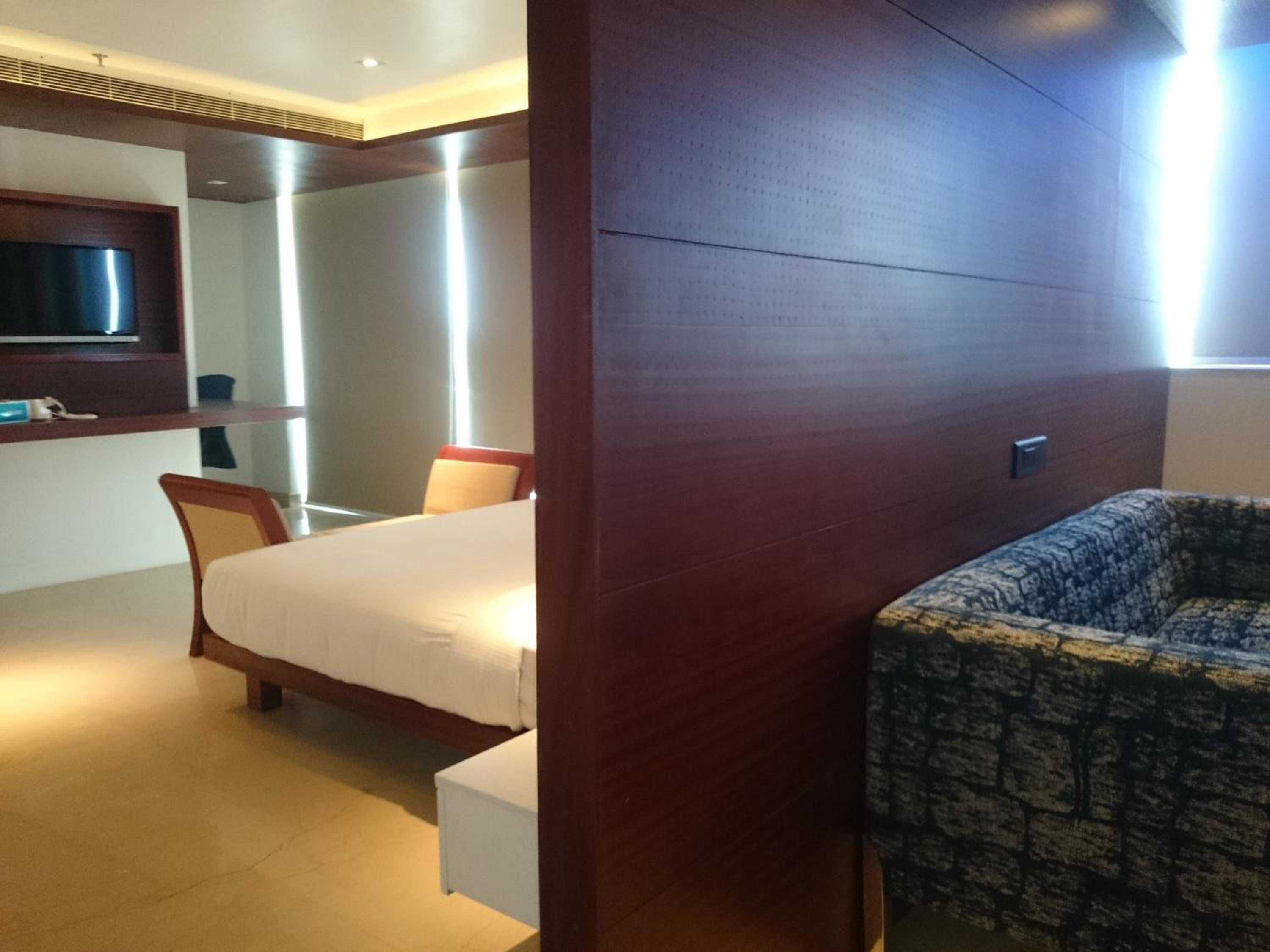 Diana Heights Luxury Hotel