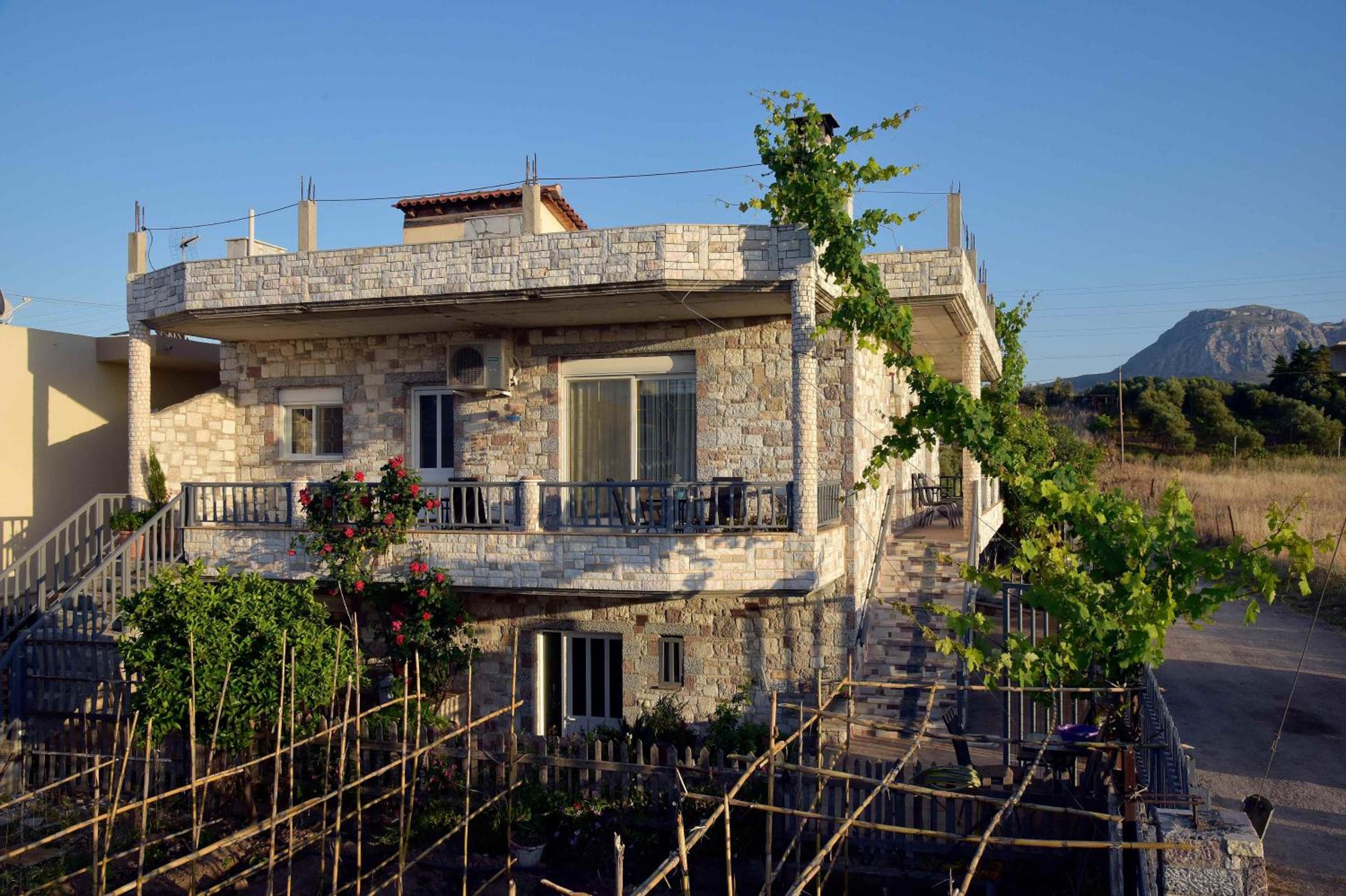 Stone Villa view 4