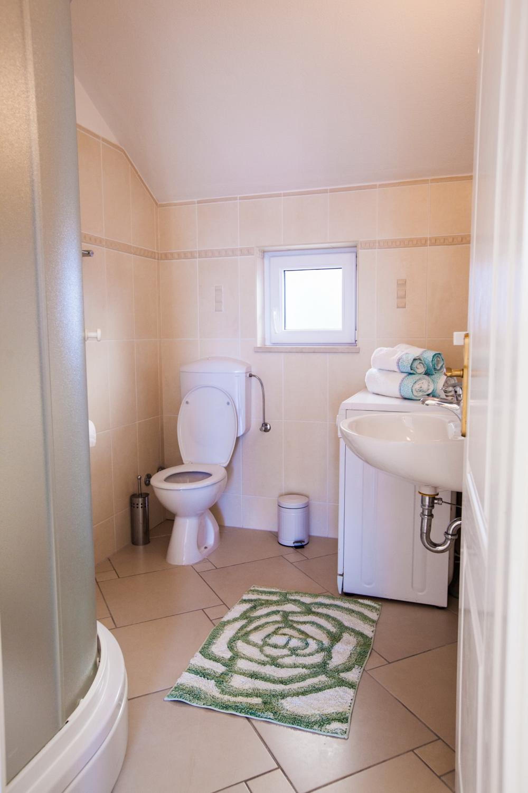 Beach Holiday Home Laura view 5