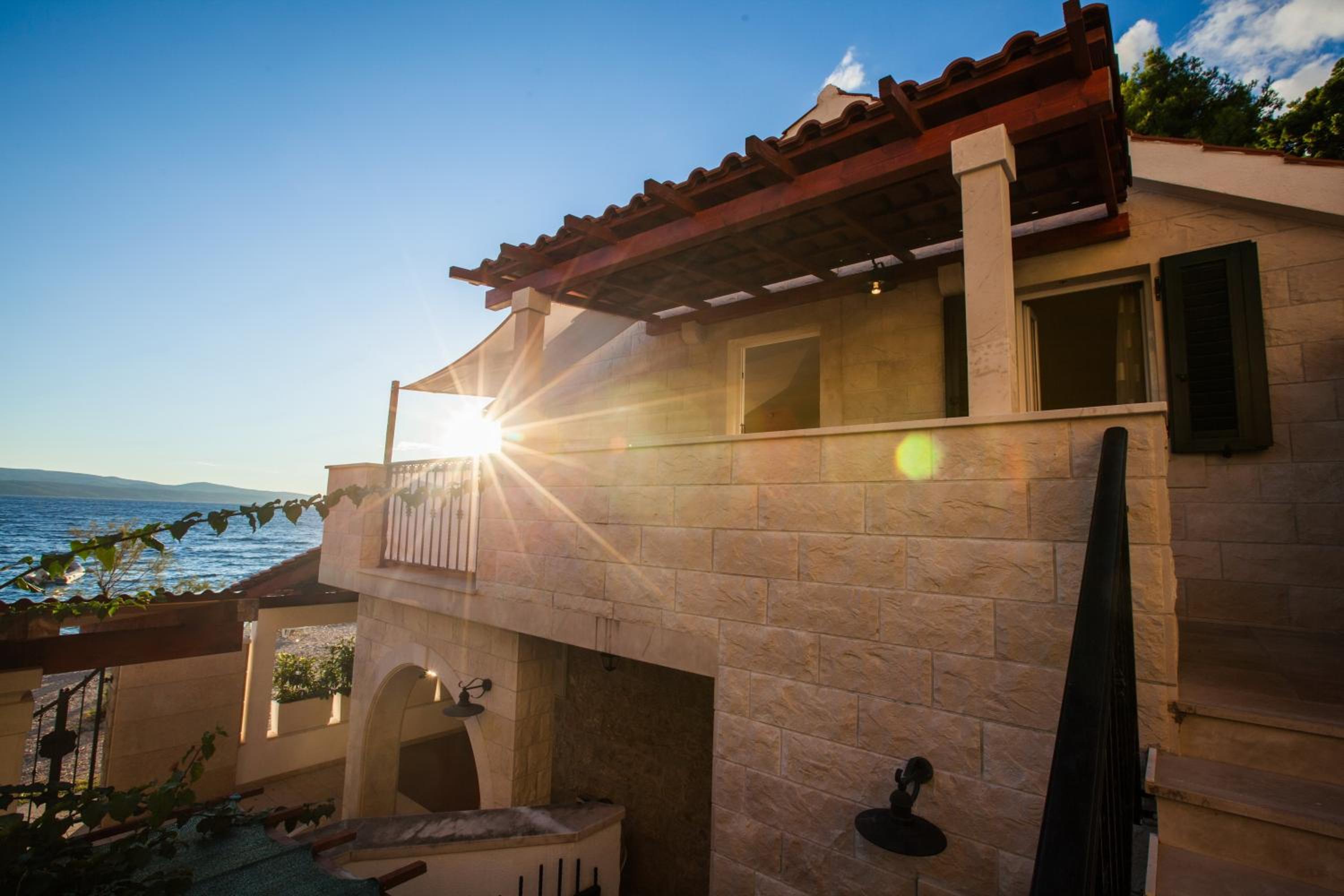 Hotel Beach Holiday Home Laura - Image 1