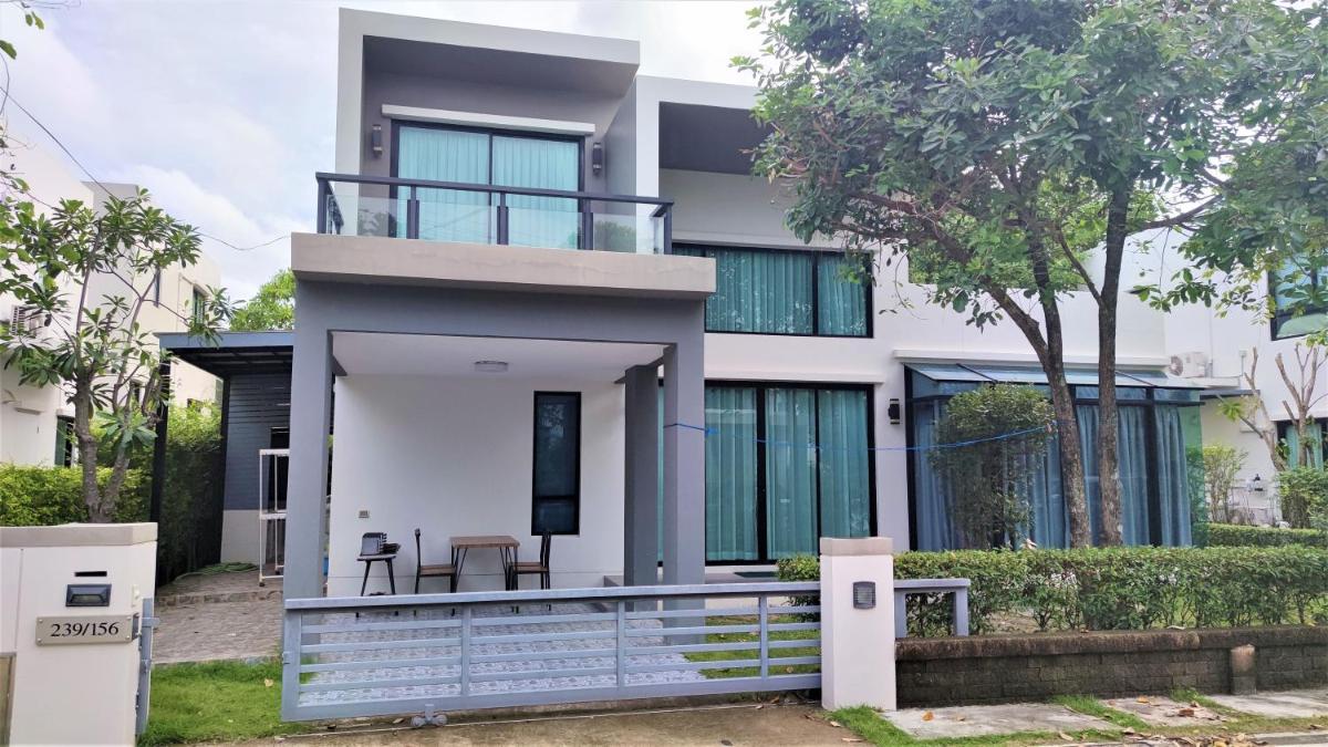 Family House @ Casa Seaside Rayong view 2