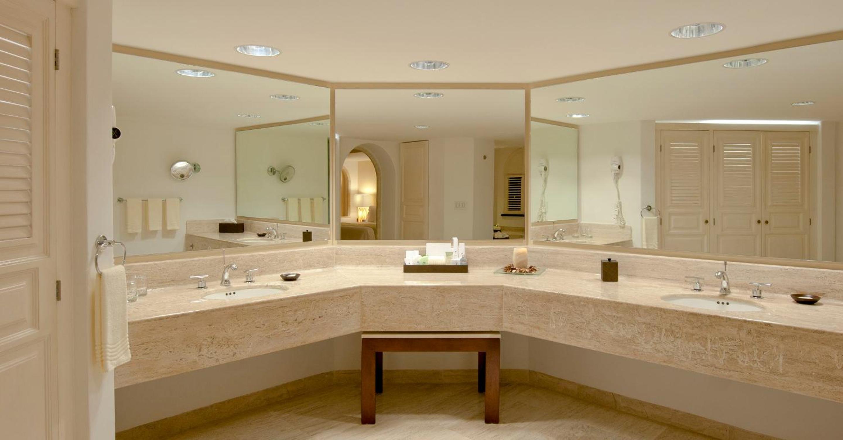 Grand Fiesta Americana Coral Beach Cancun - All Inclusive