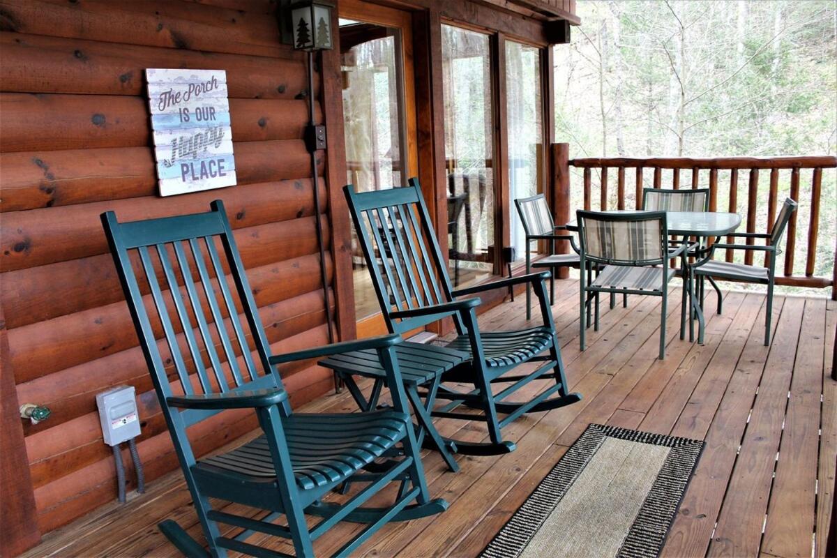 Mountain Joy Treehouse Cabin w Hot Tub & Free Tickets view 2