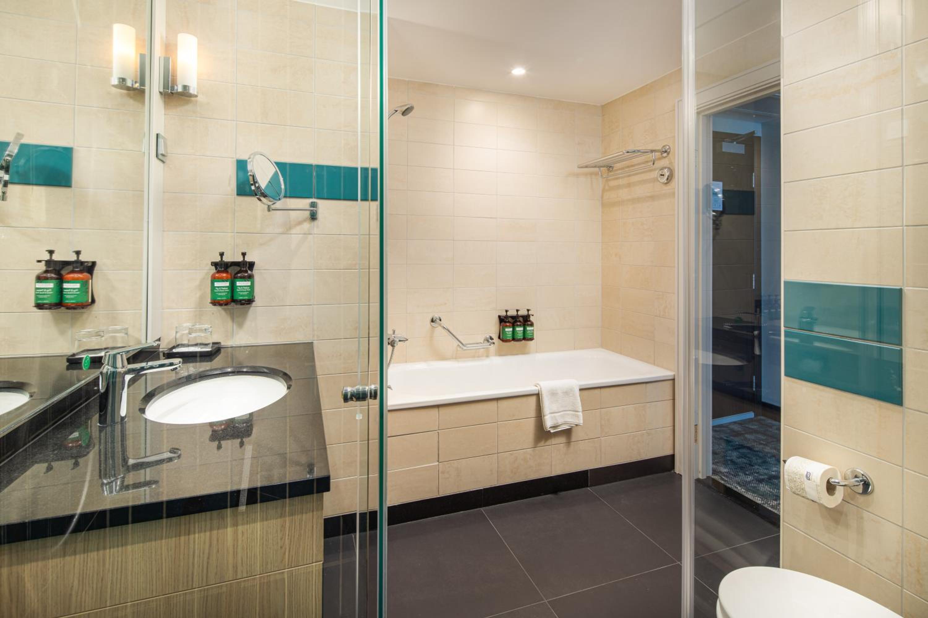 Crowne Plaza Budapest by IHG 32
