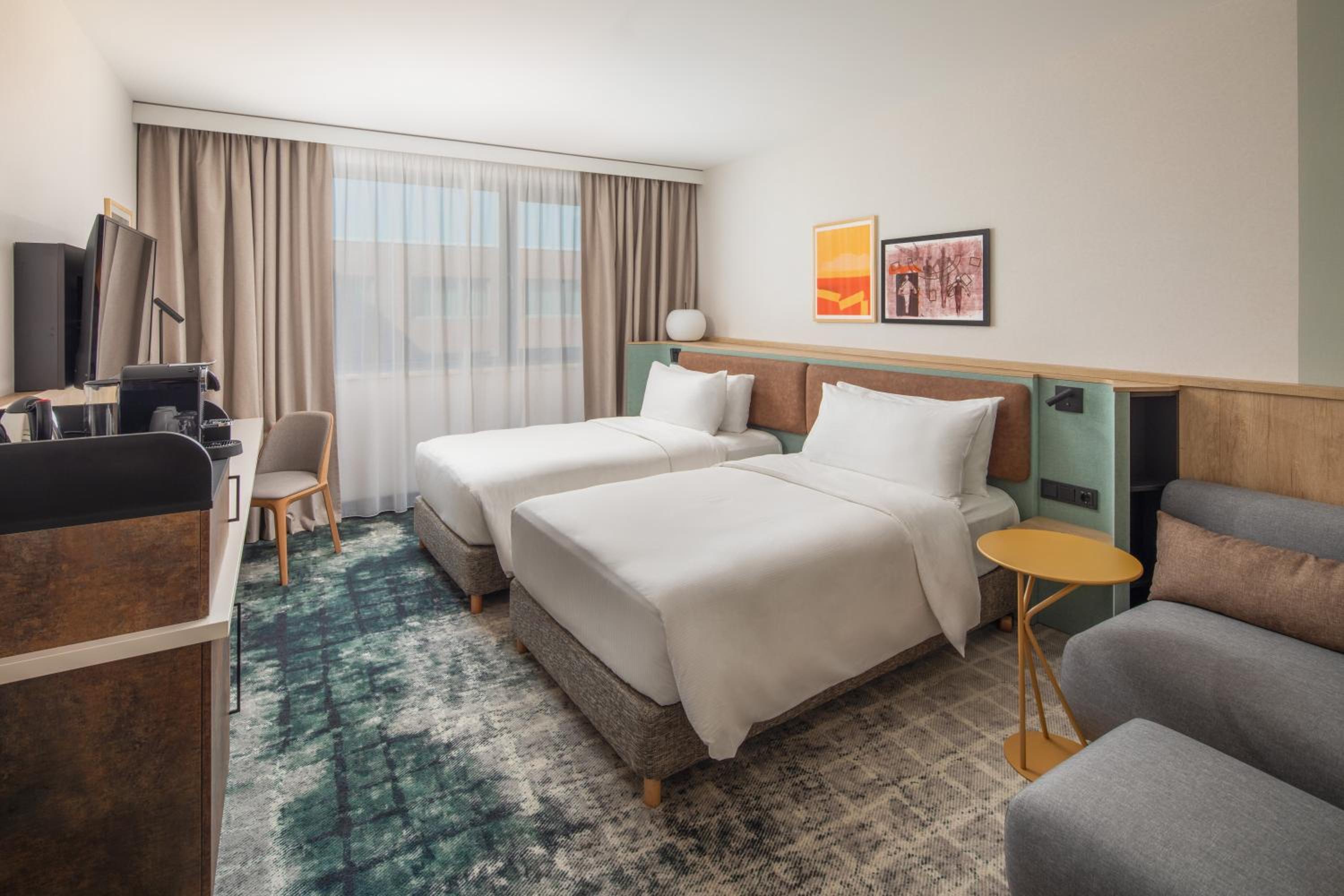 Crowne Plaza Budapest by IHG 44