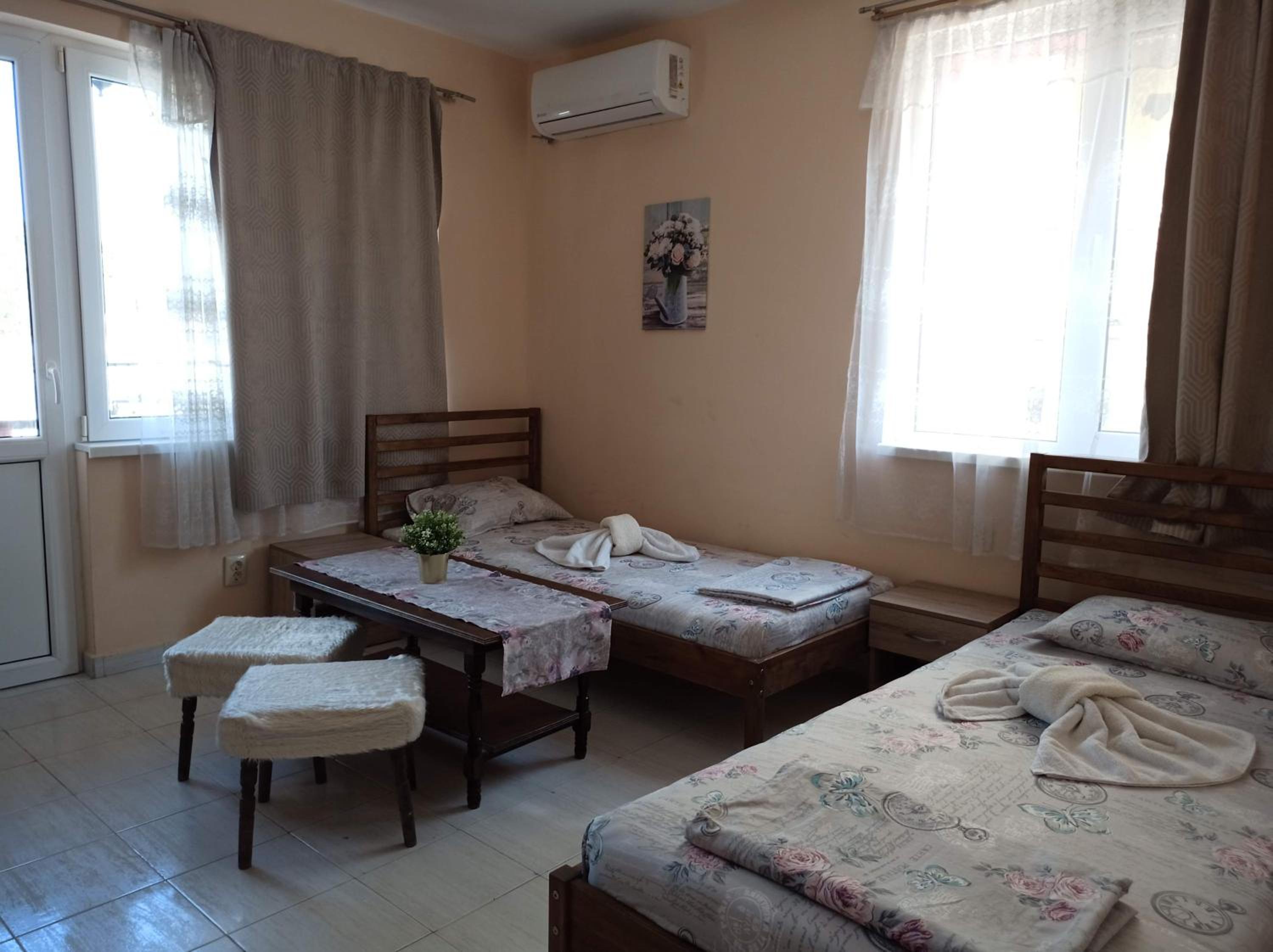 Guest House 51