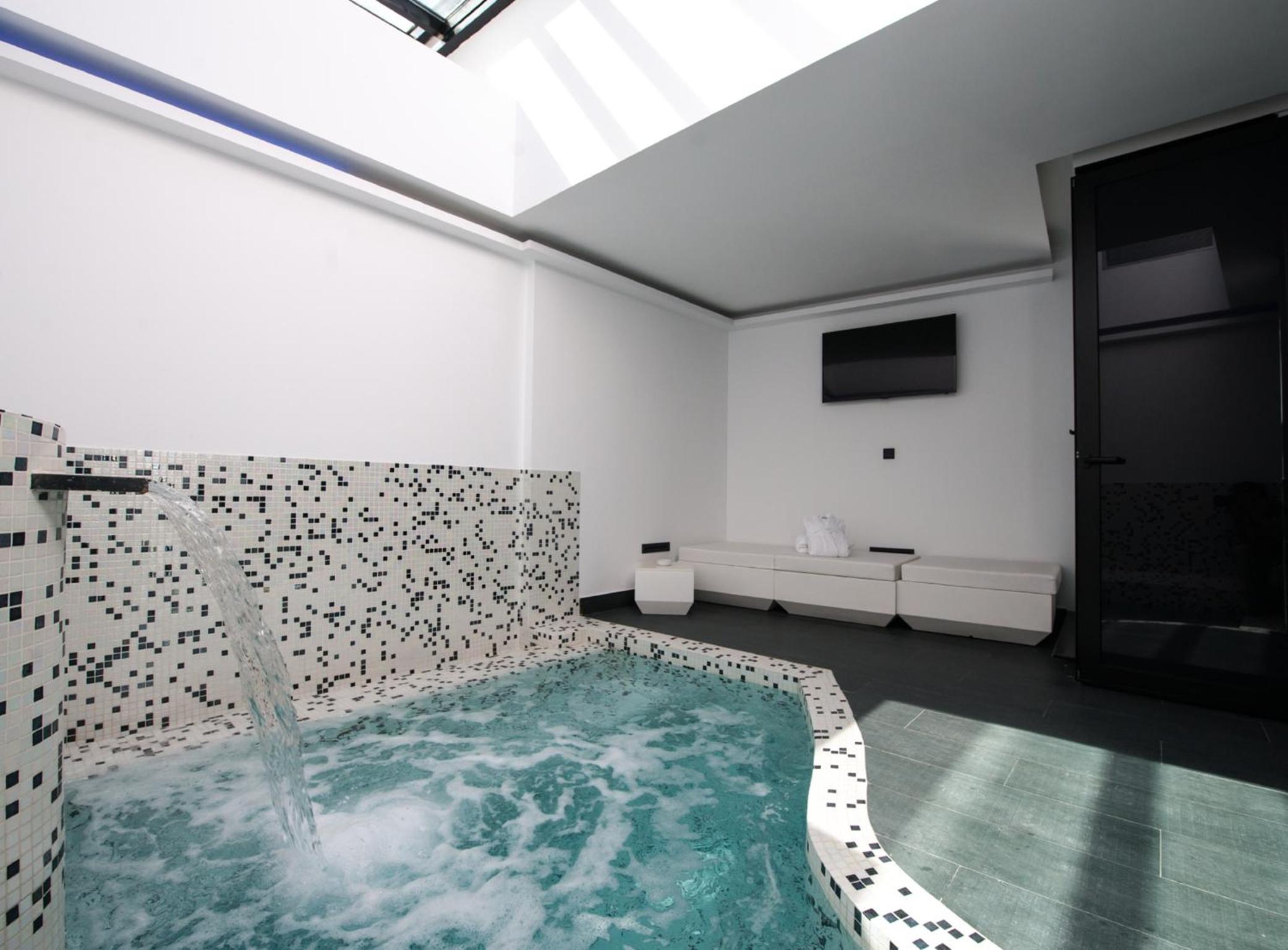 Torrejon de Ardoz Vacations - Hotel Loob Madrid - Property Image 9