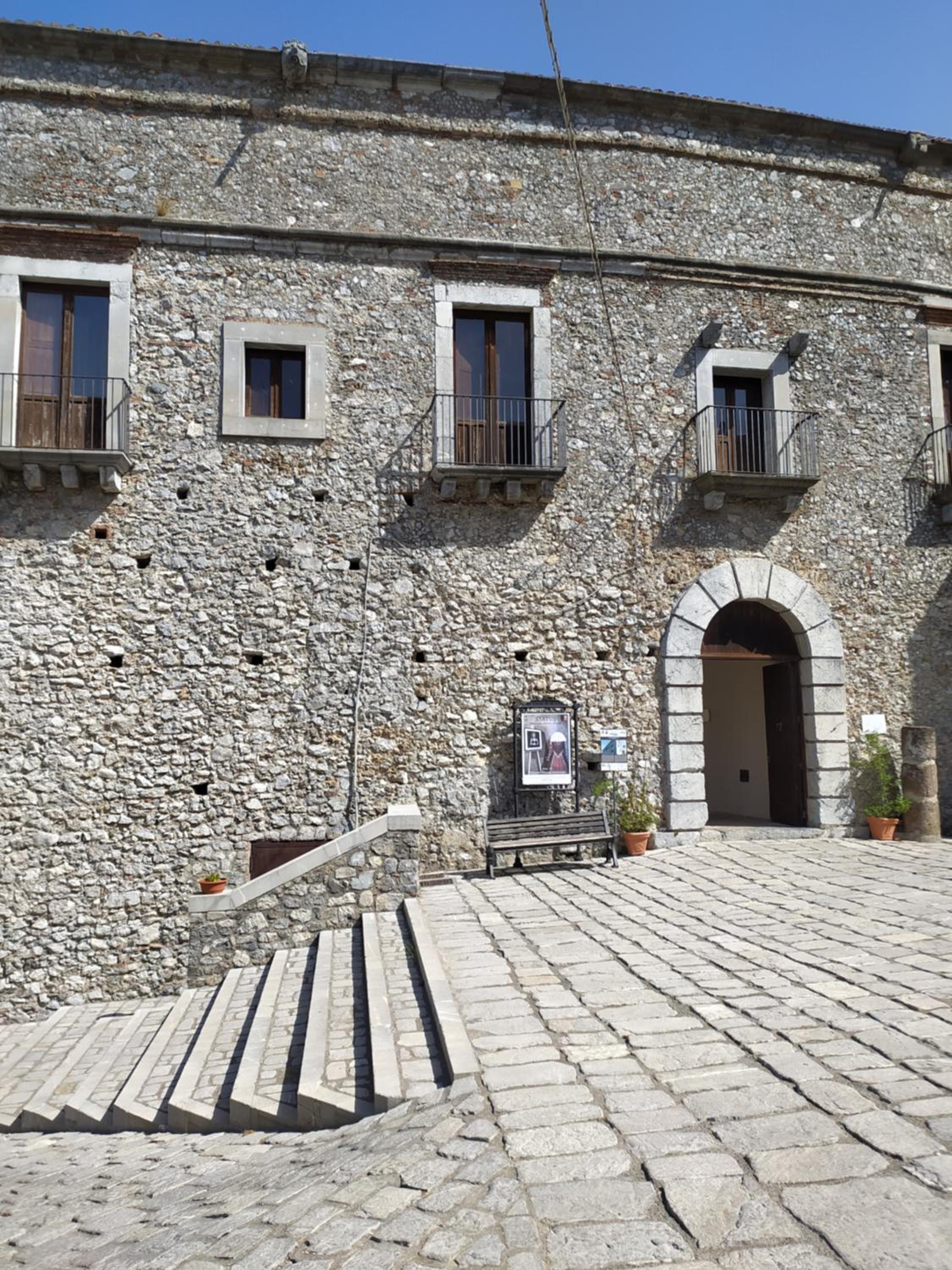 B&B Li Gutti view 2
