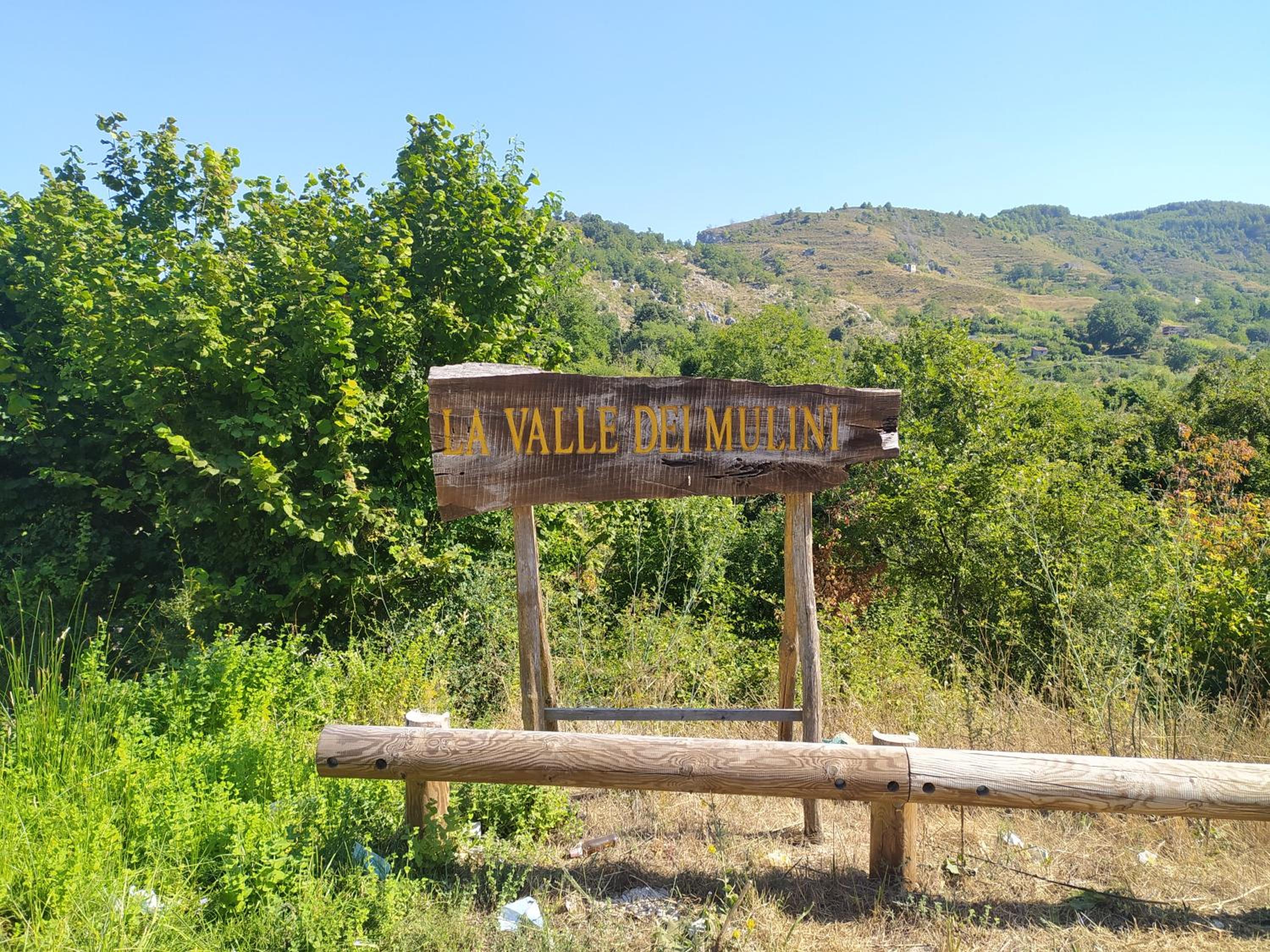 B&B Li Gutti view 3