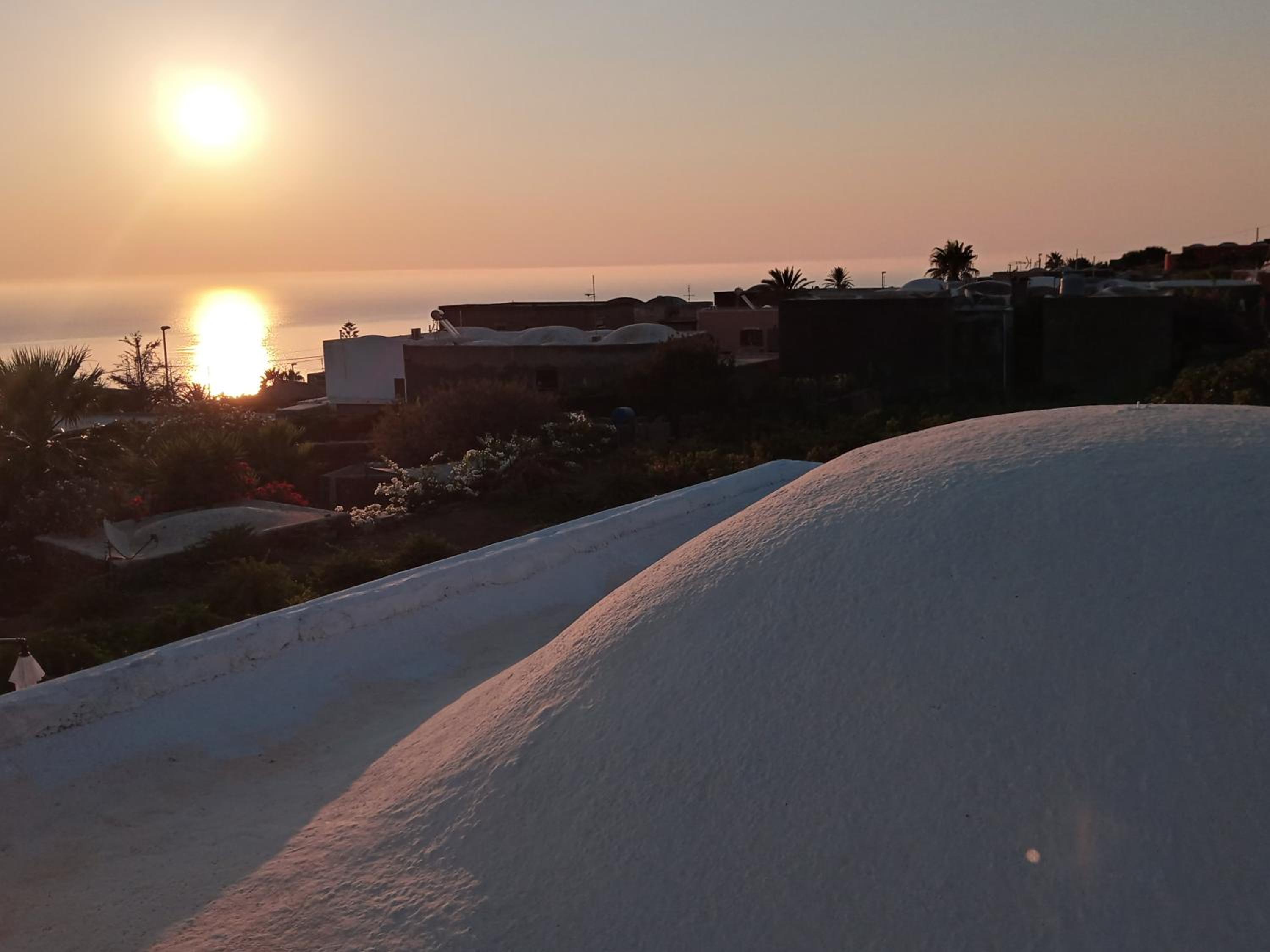 Dammuso Pantelleria - Fiori D'Ossidiana