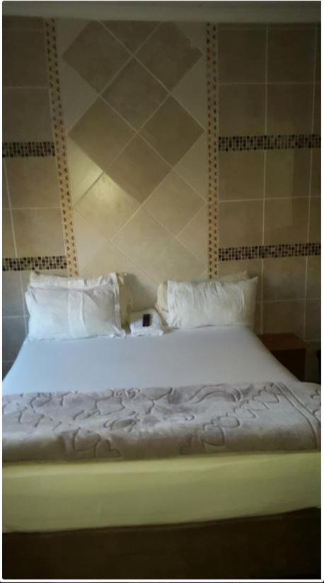 Johannesburg Vacations - Legacy Guest Lodge - Property Image 3