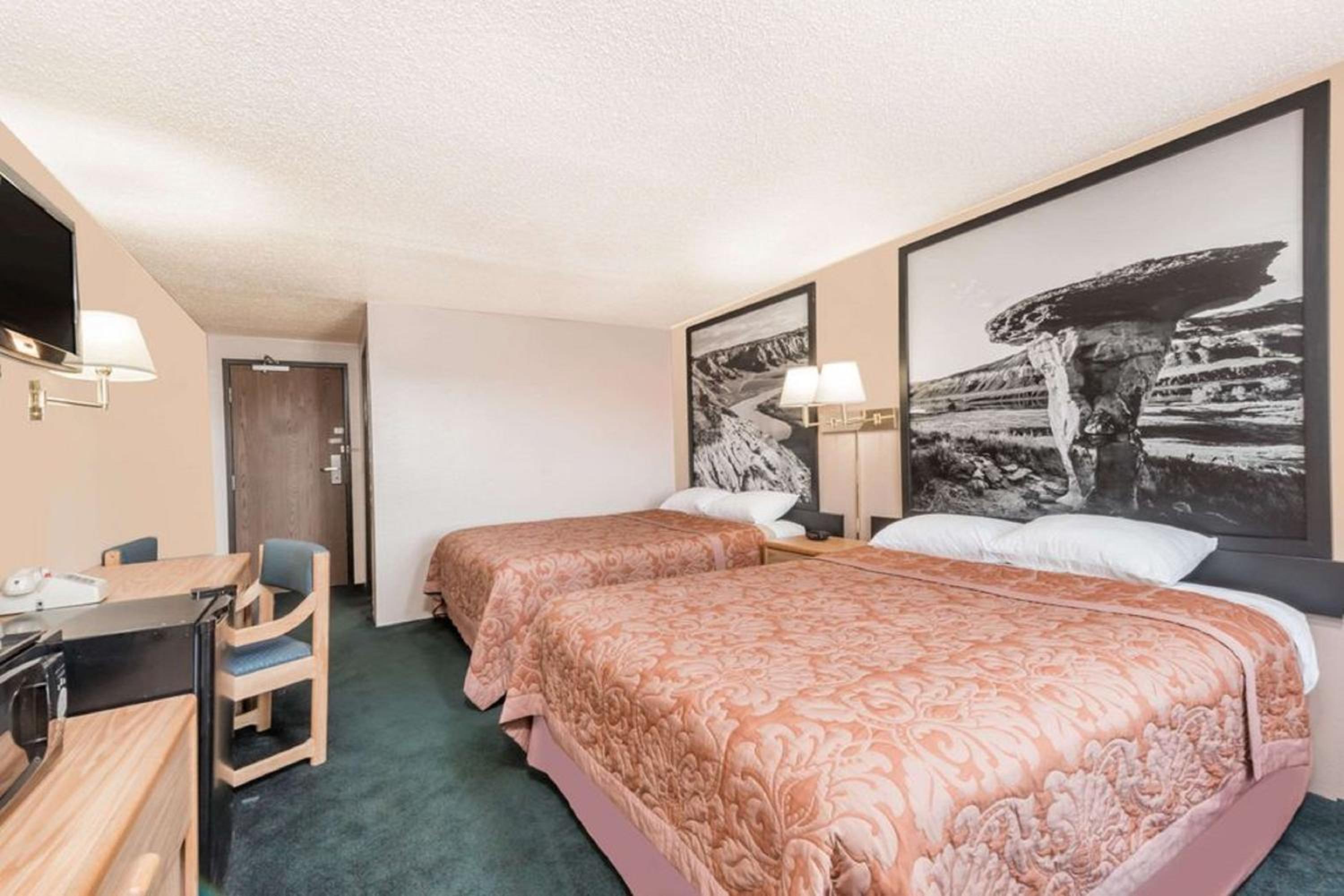Glendive Lodge